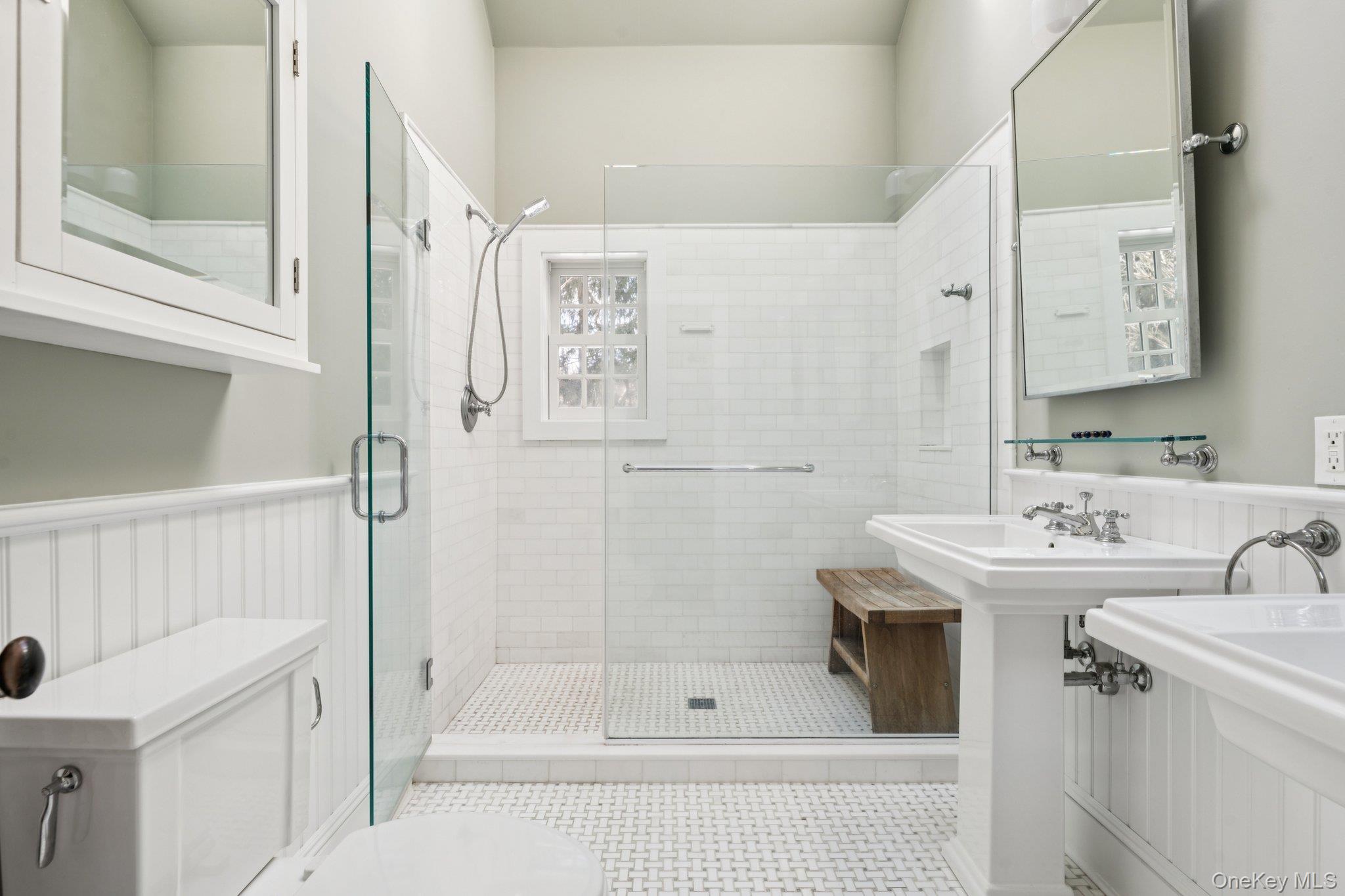 9 Wallace Lane, Brookhaven, NY 11719