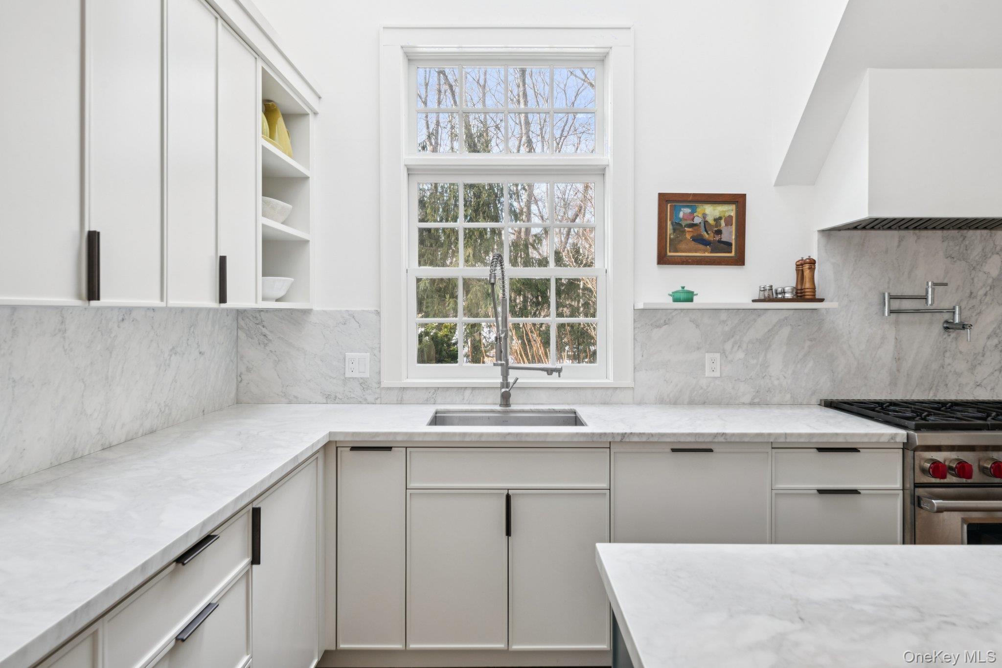 9 Wallace Lane, Brookhaven, NY 11719