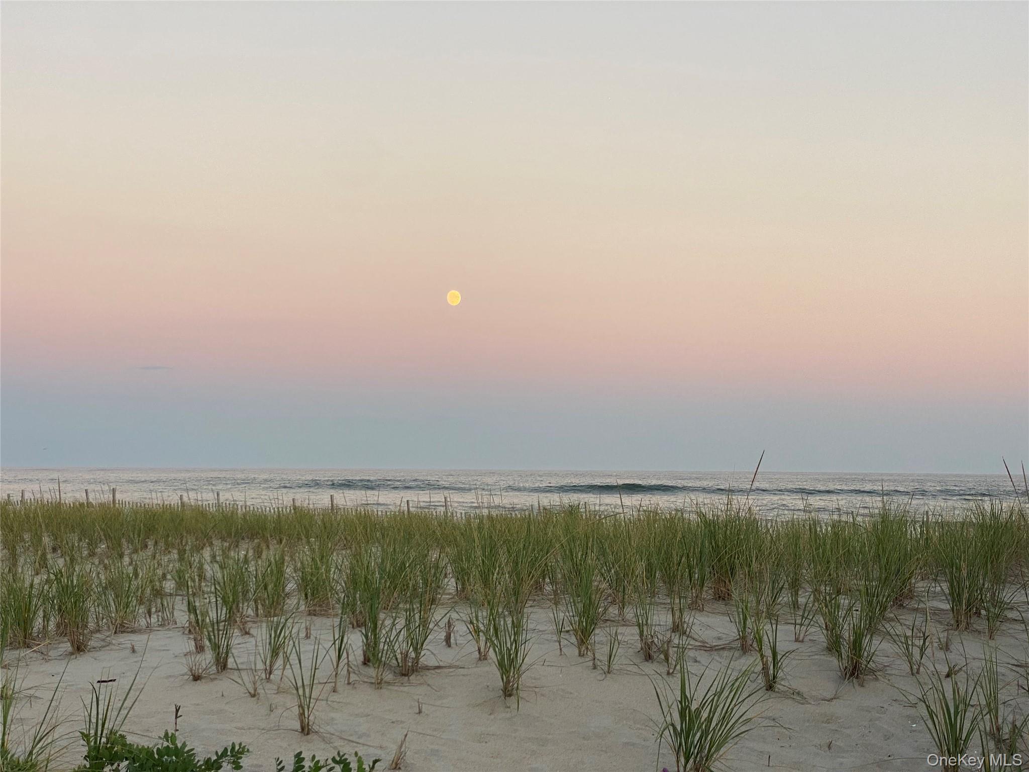 9 Wallace Lane, Brookhaven, NY 11719