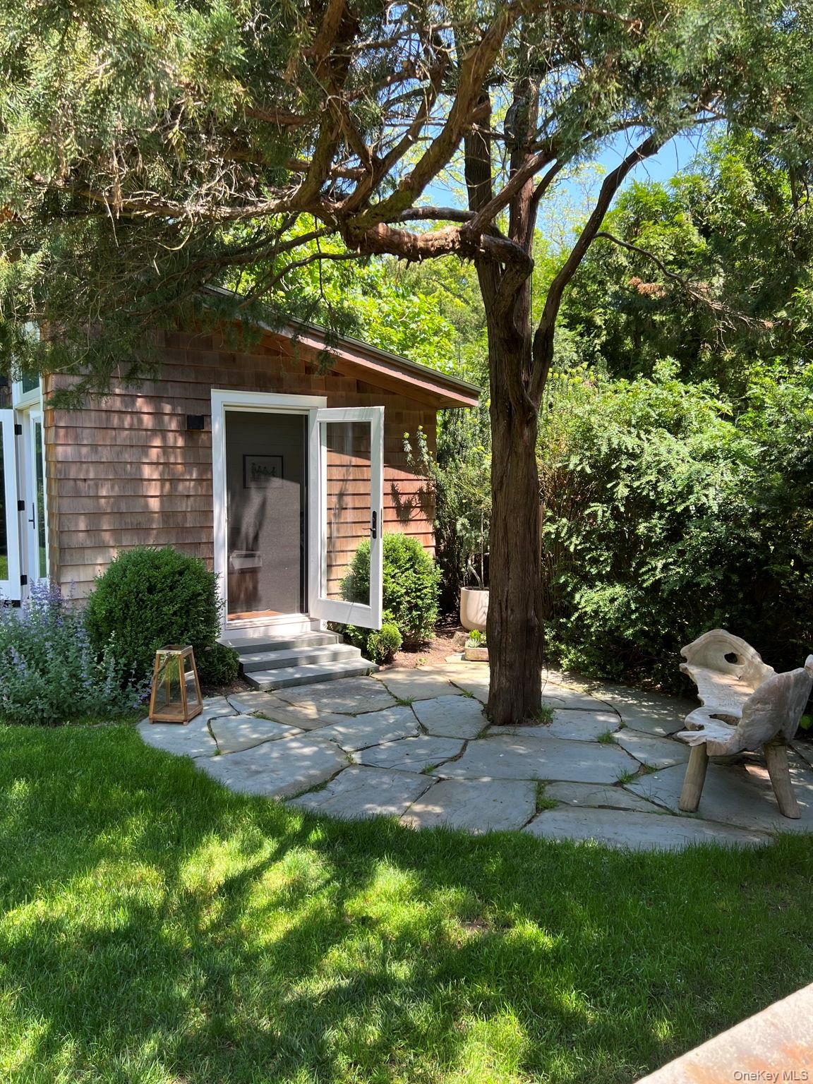 9 Wallace Lane, Brookhaven, NY 11719