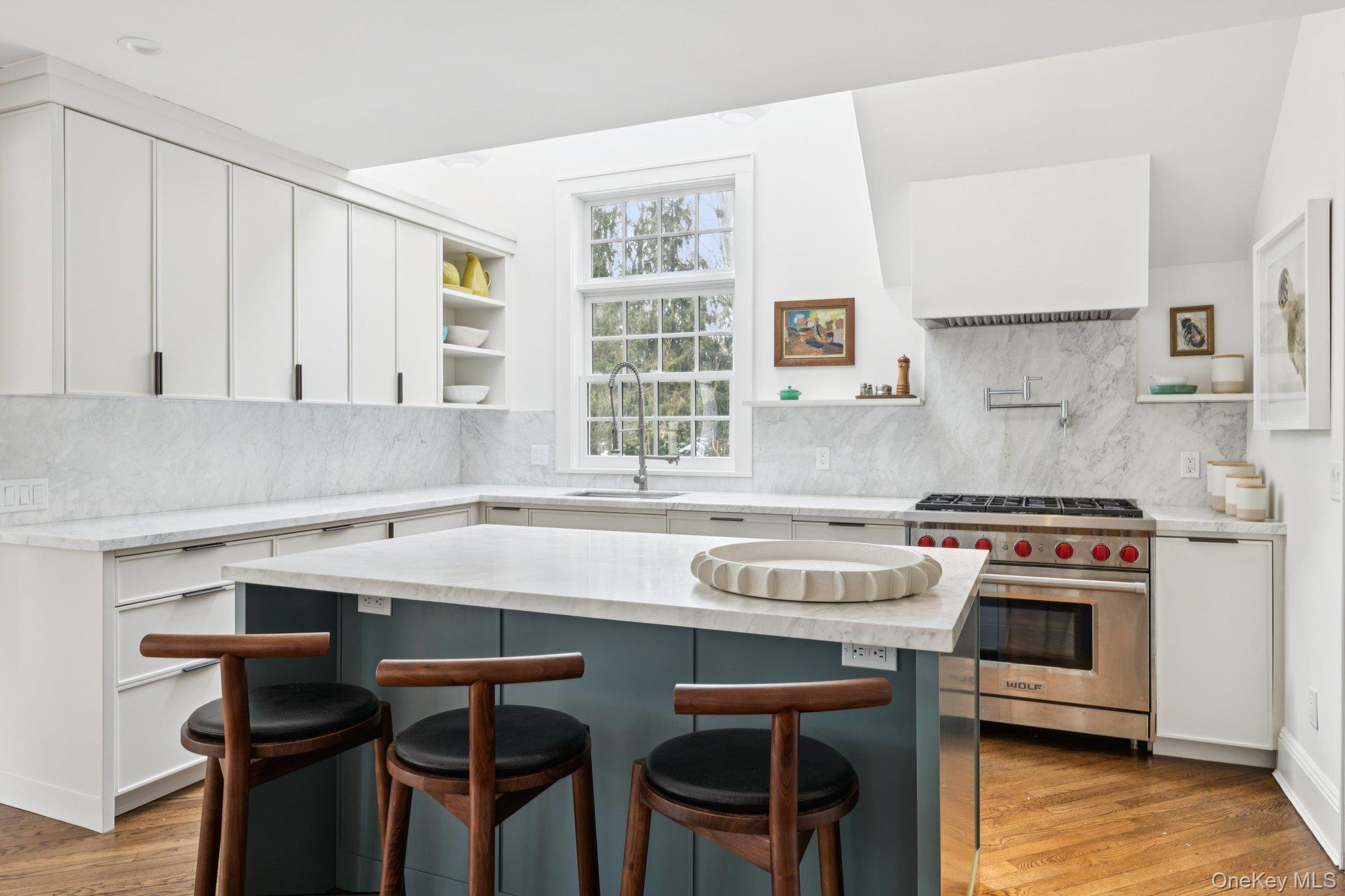 9 Wallace Lane, Brookhaven, NY 11719