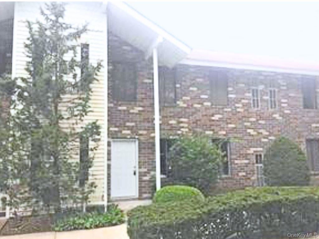 23 Sierra Court # 23, Coram, NY 11727