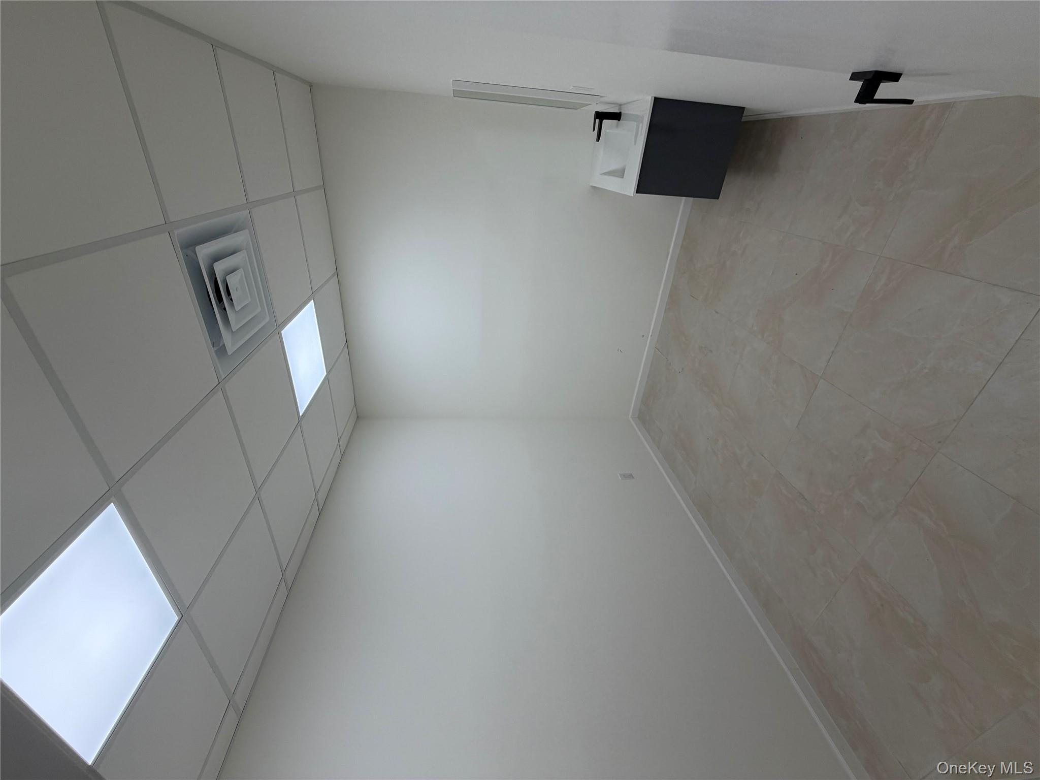 325 Sunrise Highway, Lynbrook, NY 11563