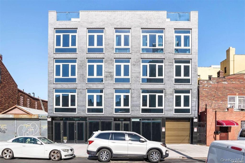 28-09 39th Avenue # C, Long Island City, NY 11101