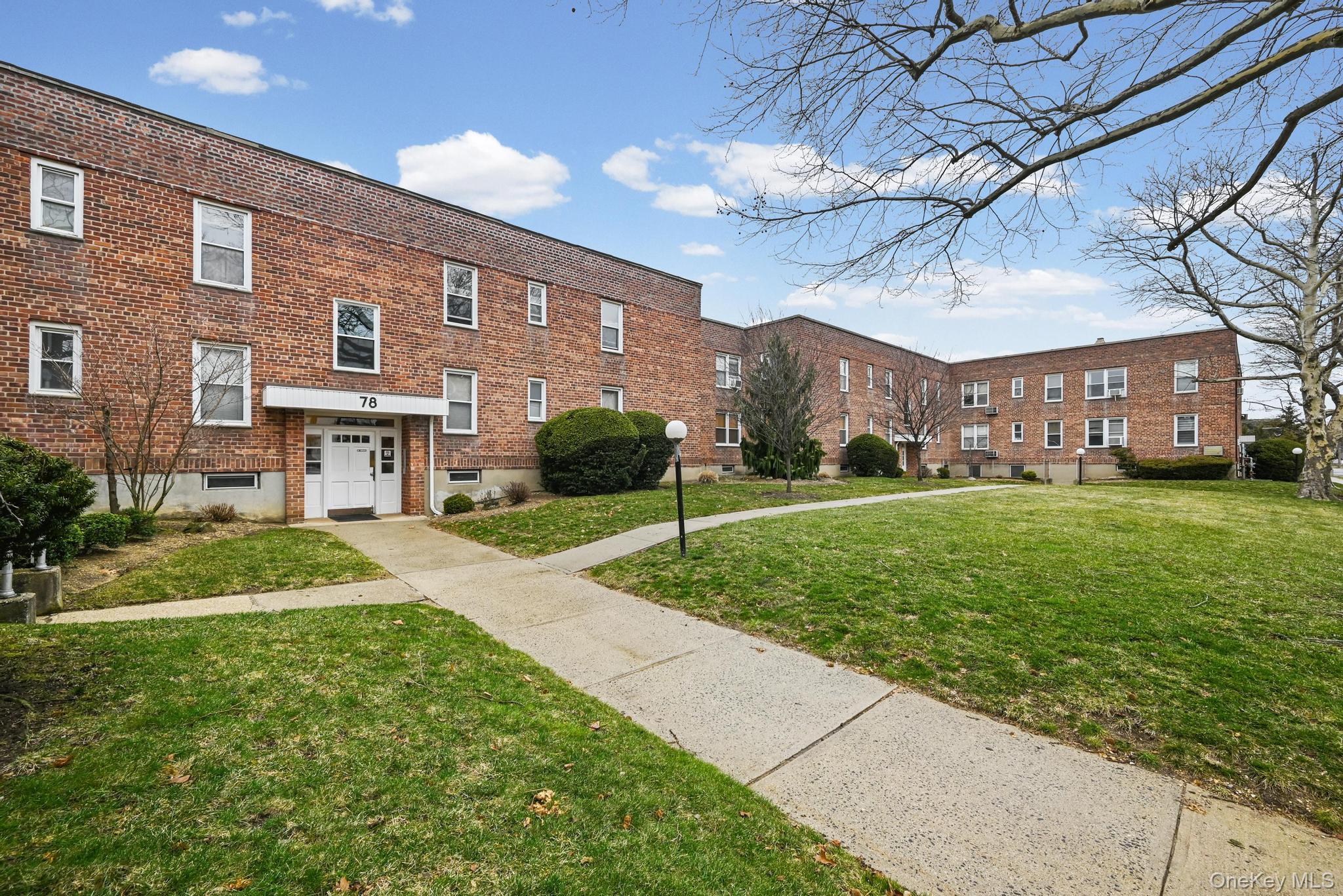 78 Gibson Boulevard # 1B, Valley Stream, NY 11581