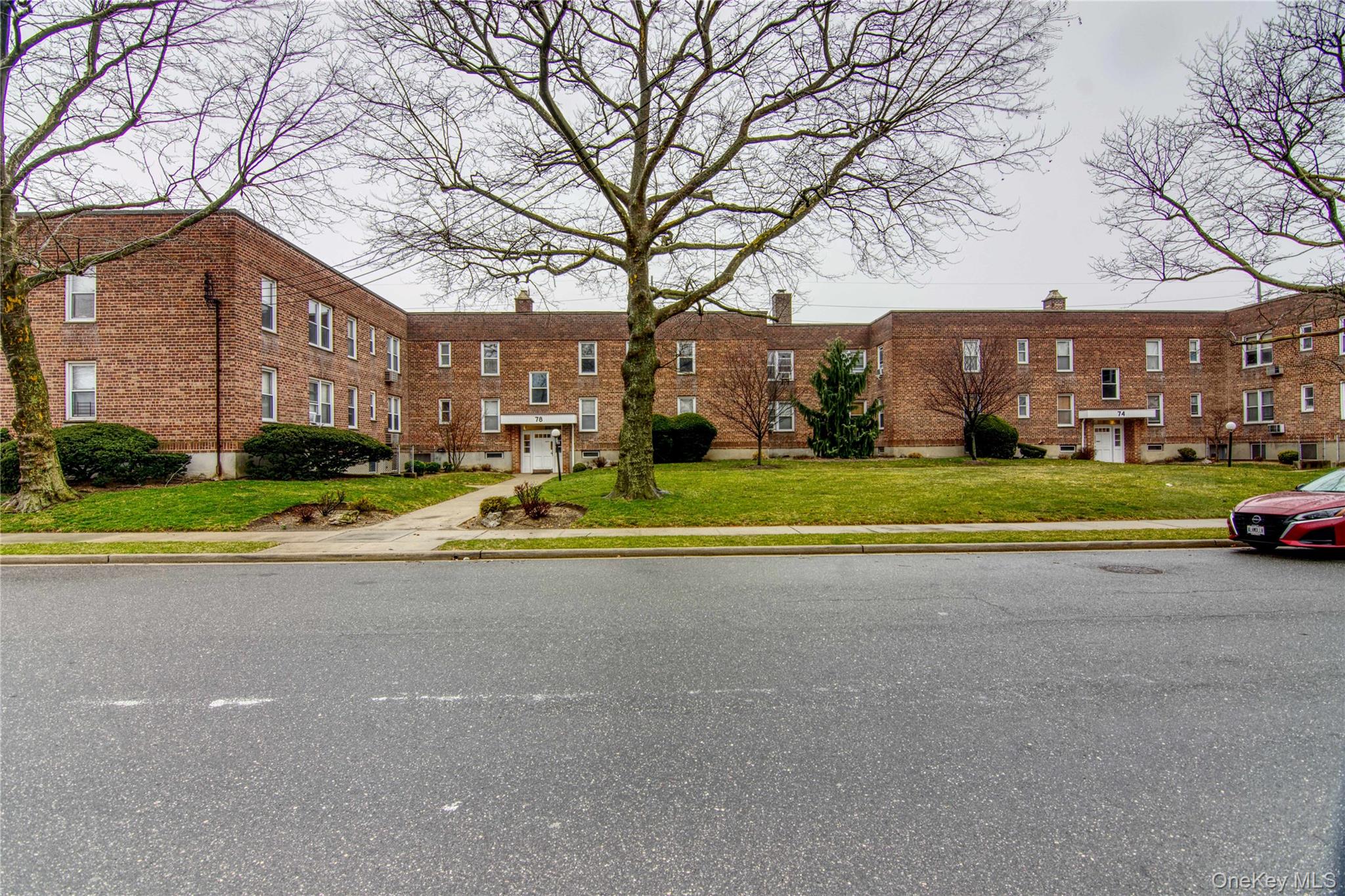 78 Gibson Boulevard # 1B, Valley Stream, NY 11581