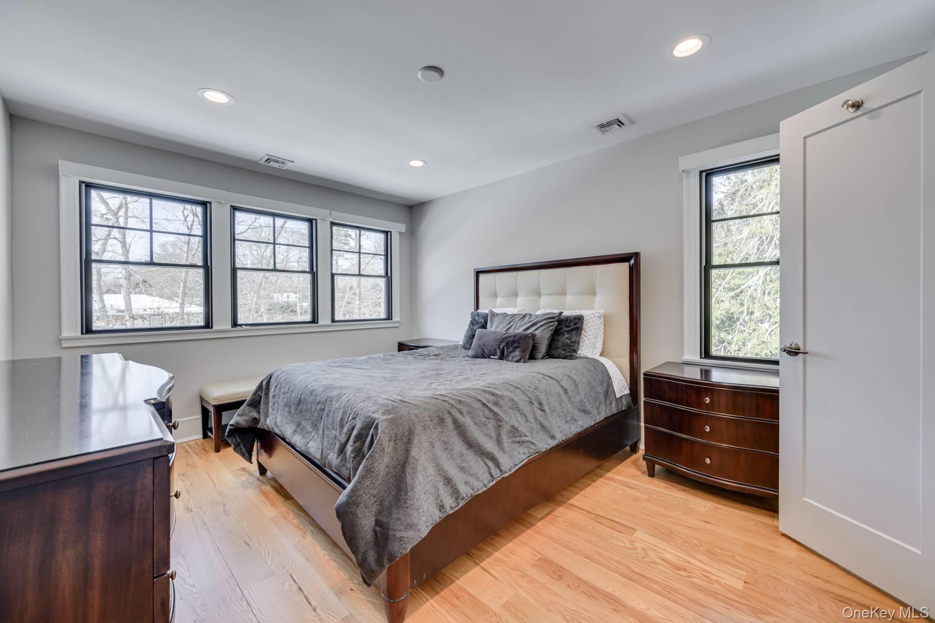 18 Sea Gate Avenue, Westhampton, NY 11977