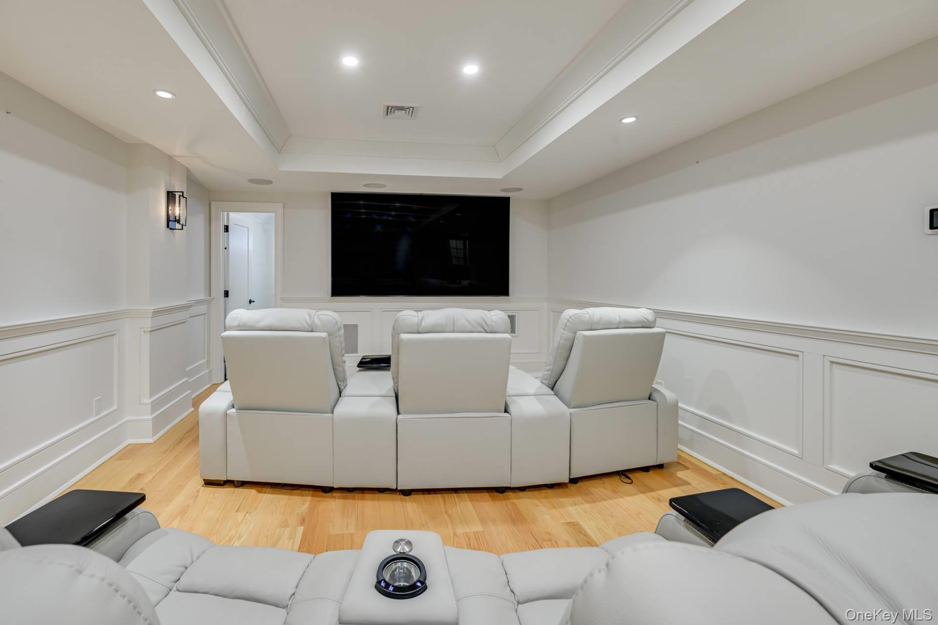 18 Sea Gate Avenue, Westhampton, NY 11977