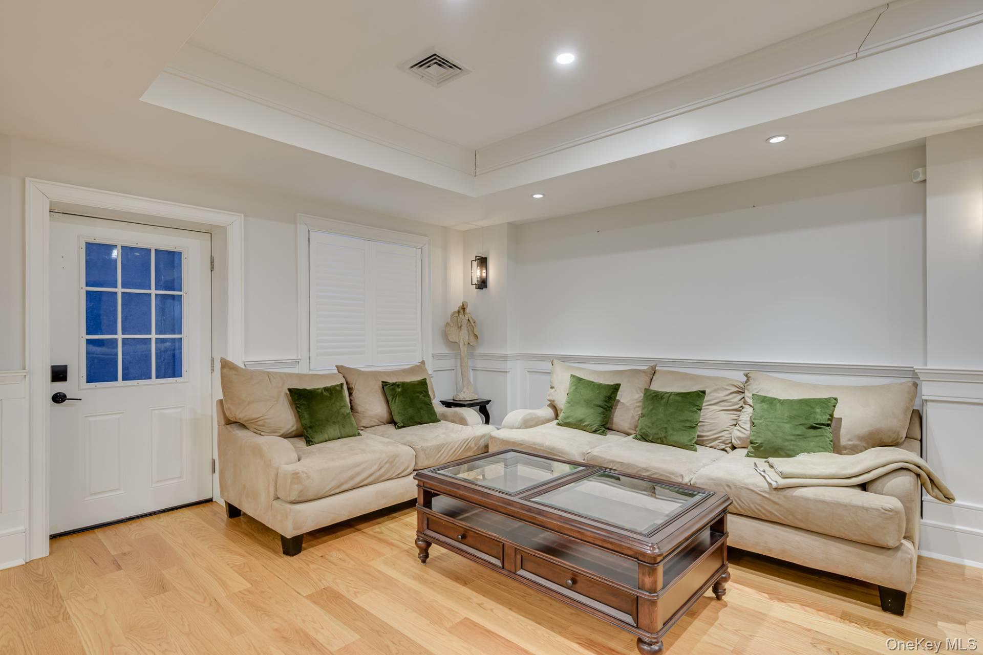 18 Sea Gate Avenue, Westhampton, NY 11977