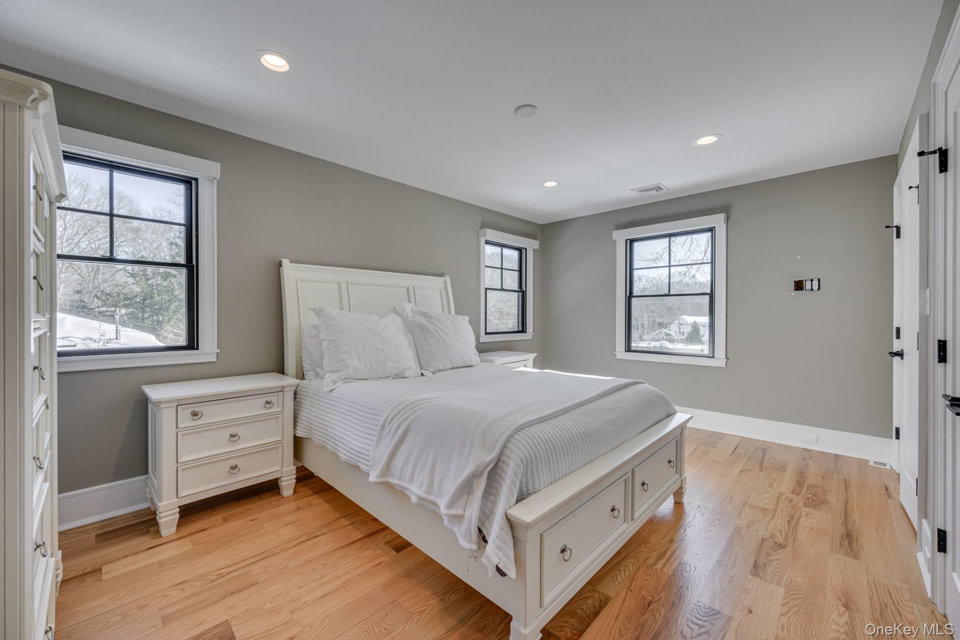 18 Sea Gate Avenue, Westhampton, NY 11977