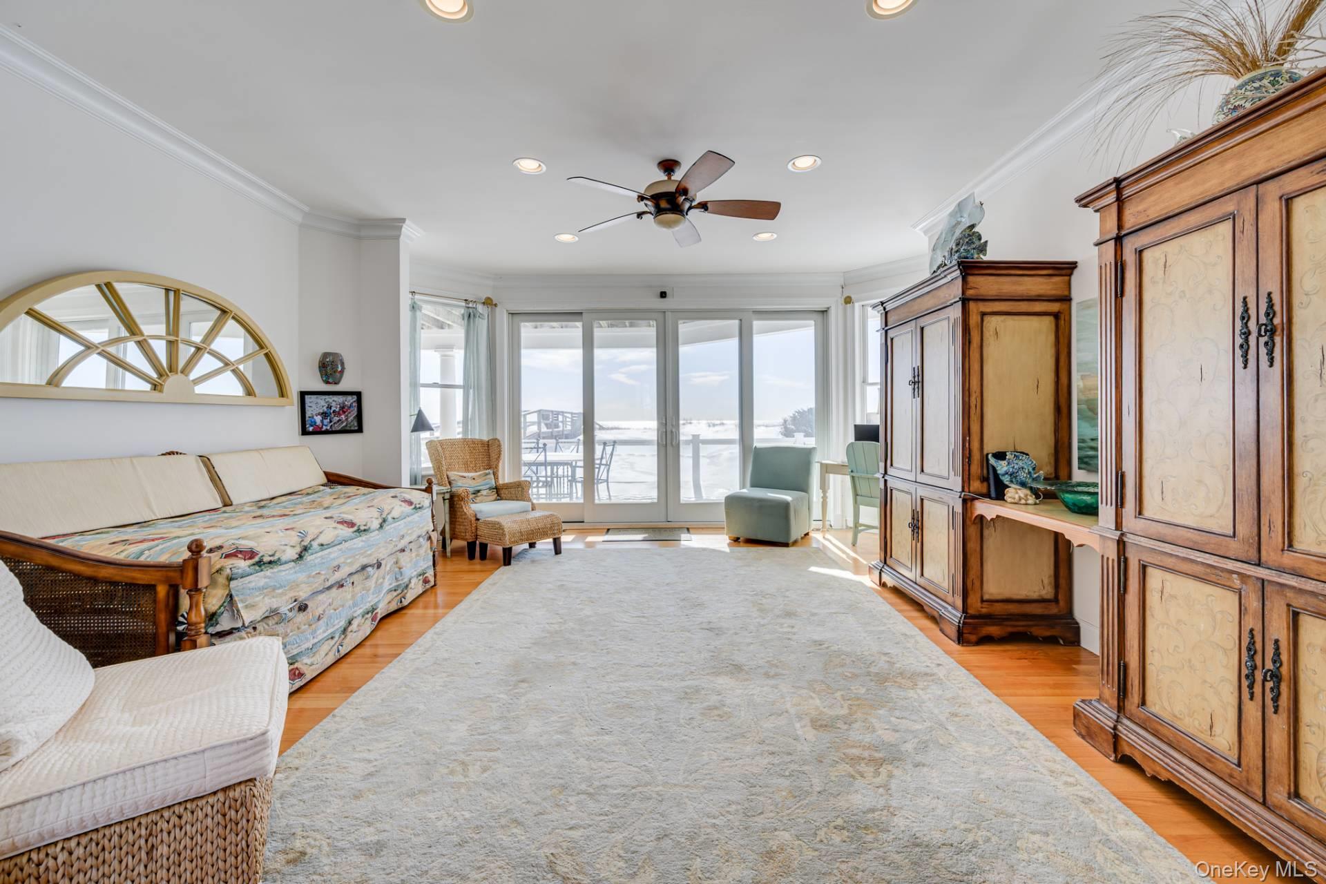 881 Dune Road, Westhampton Dunes, NY 11978