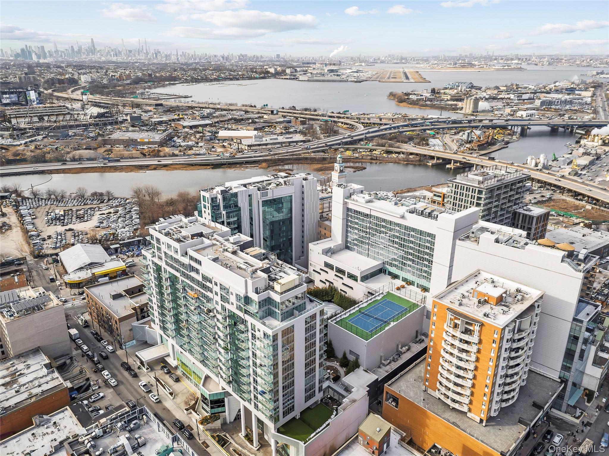 13327 39th Avenue # 3H, Flushing, NY 11354