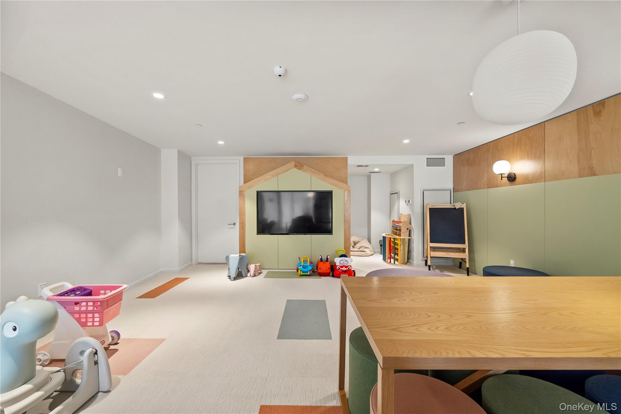 13327 39th Avenue # 3H, Flushing, NY 11354