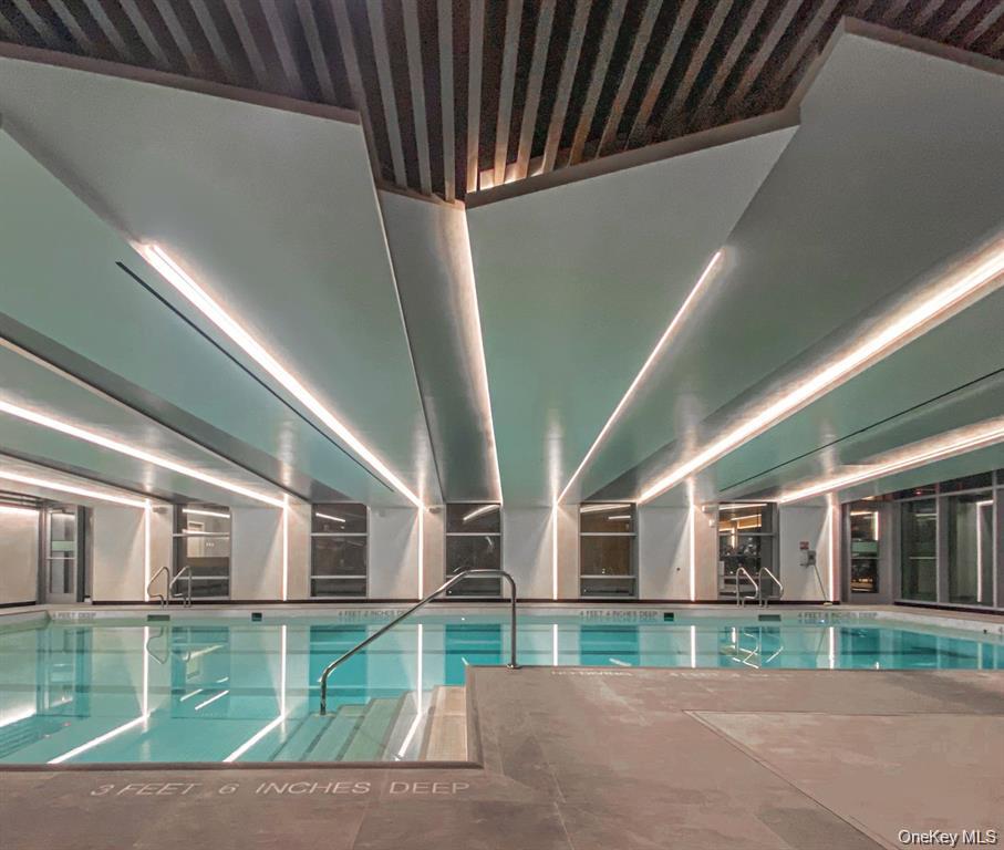 13327 39th Avenue # 3H, Flushing, NY 11354