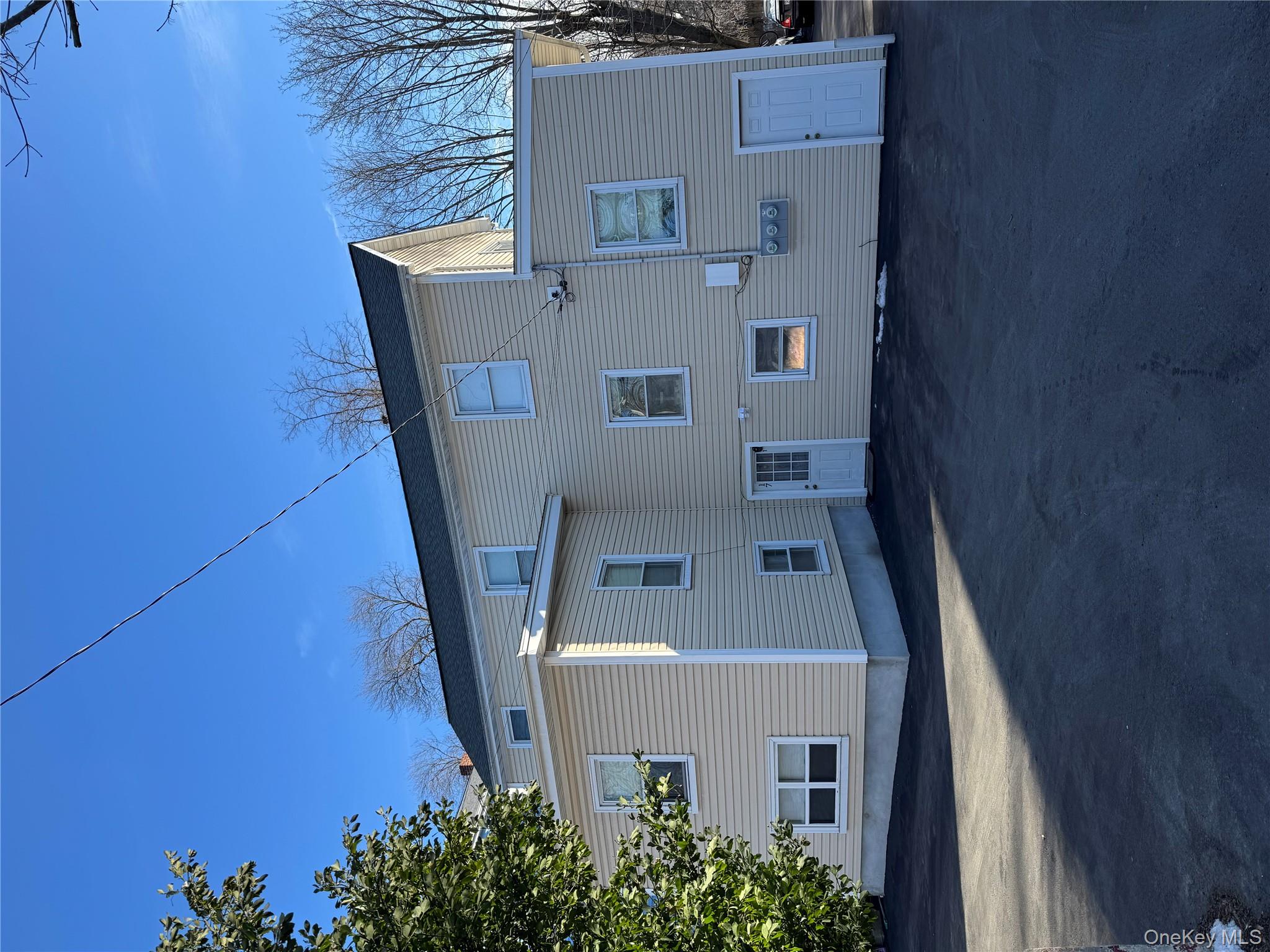 17 Dobbs Ferry Road, White Plains, NY 10607