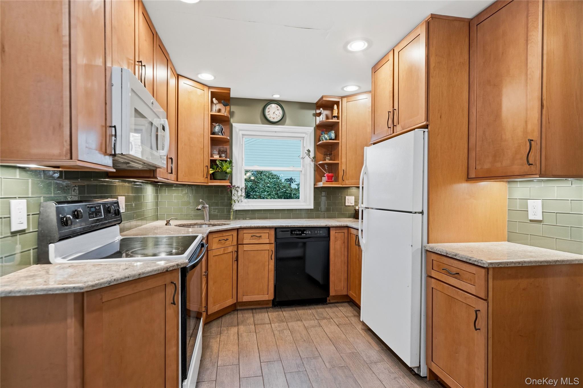 16 Newmarket Road, Syosset, NY 11791