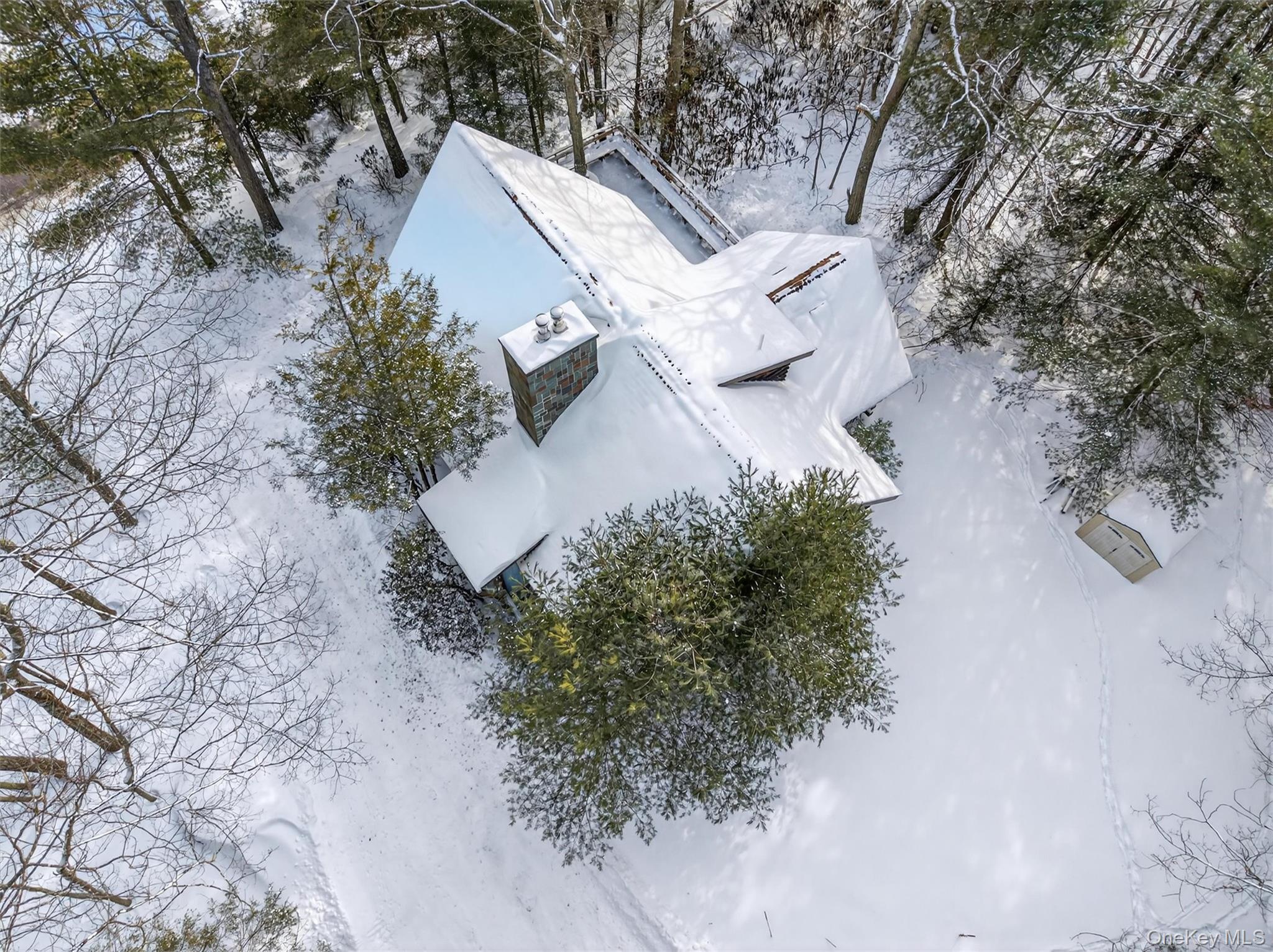 27 Manchester Road, Rock Hill, NY 12775