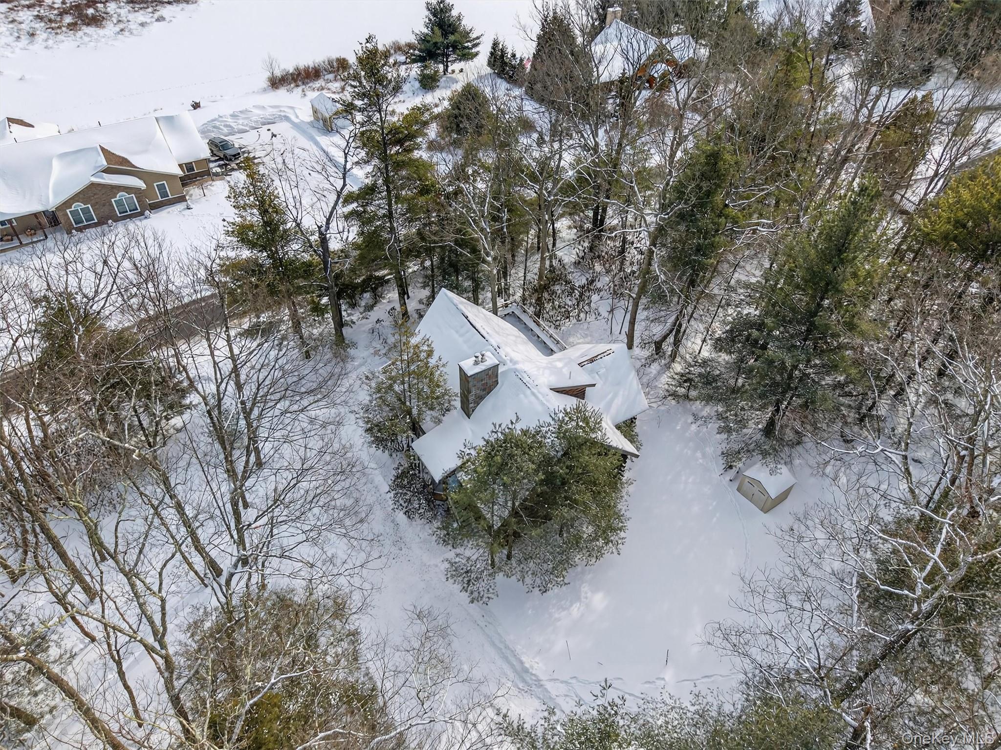 27 Manchester Road, Rock Hill, NY 12775