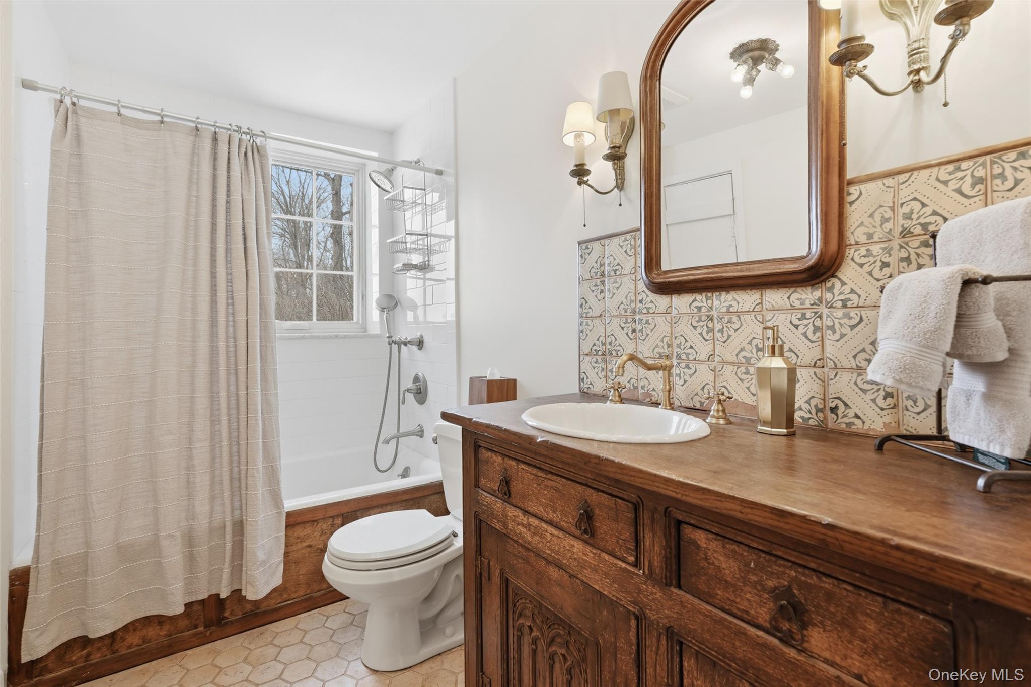 15 High Ridge Road, Pound Ridge, NY 10576