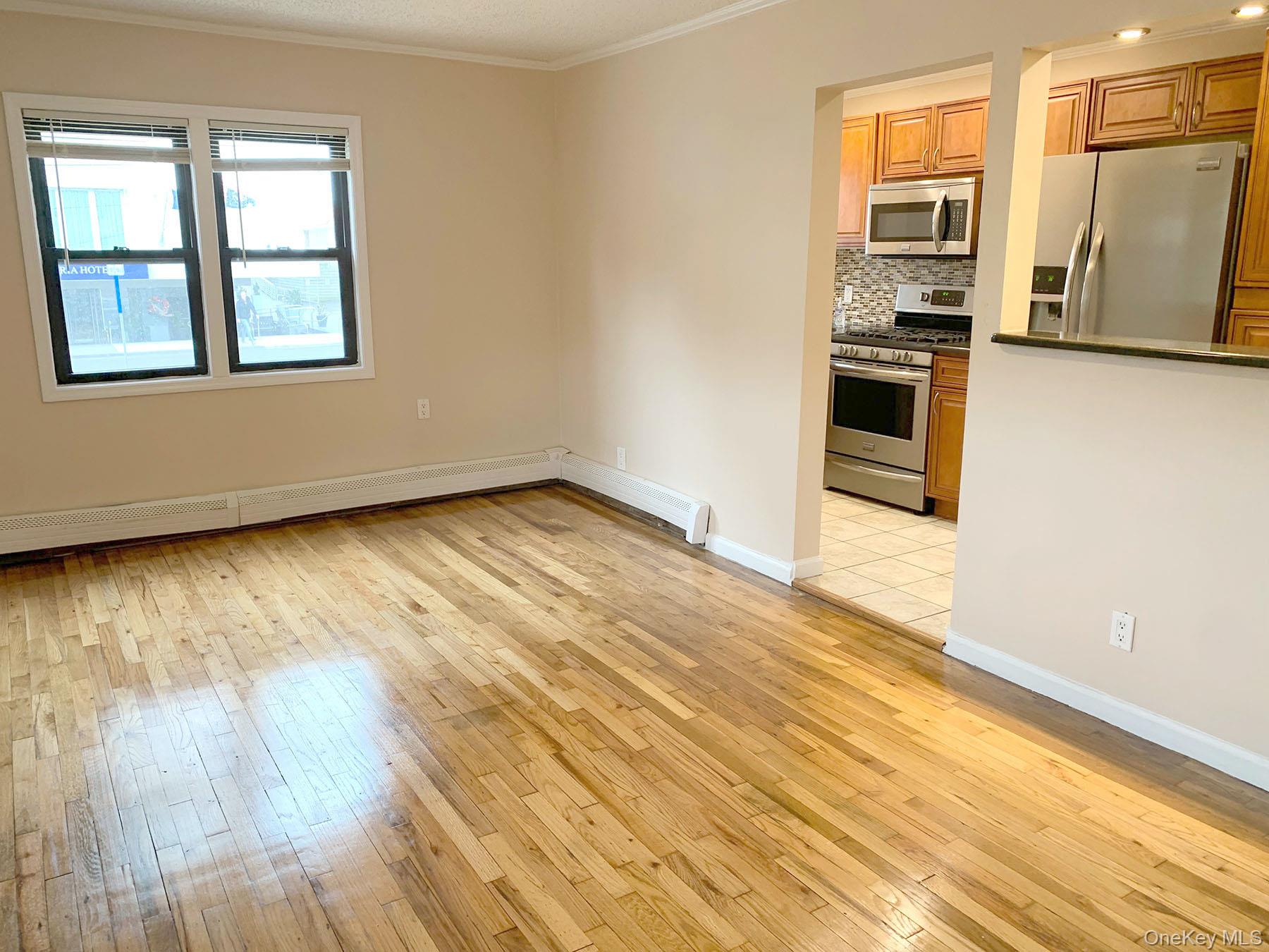 65 W Broadway # 1A, Long Beach, NY 11561