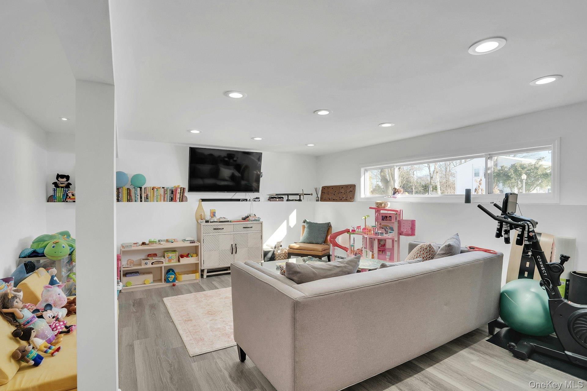 34 Corsa Street, Dix Hills, NY 11746