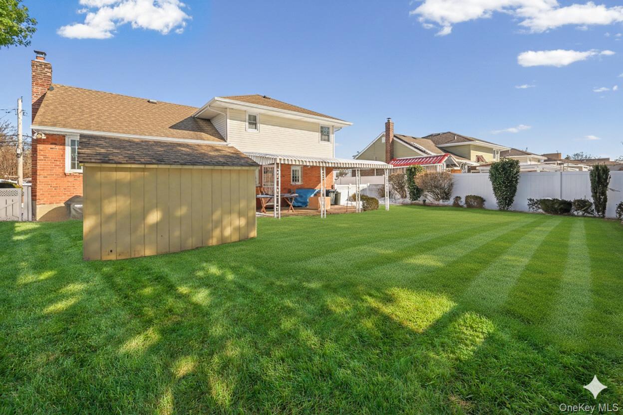 95 Rhodes Avenue, Hempstead, NY 11550