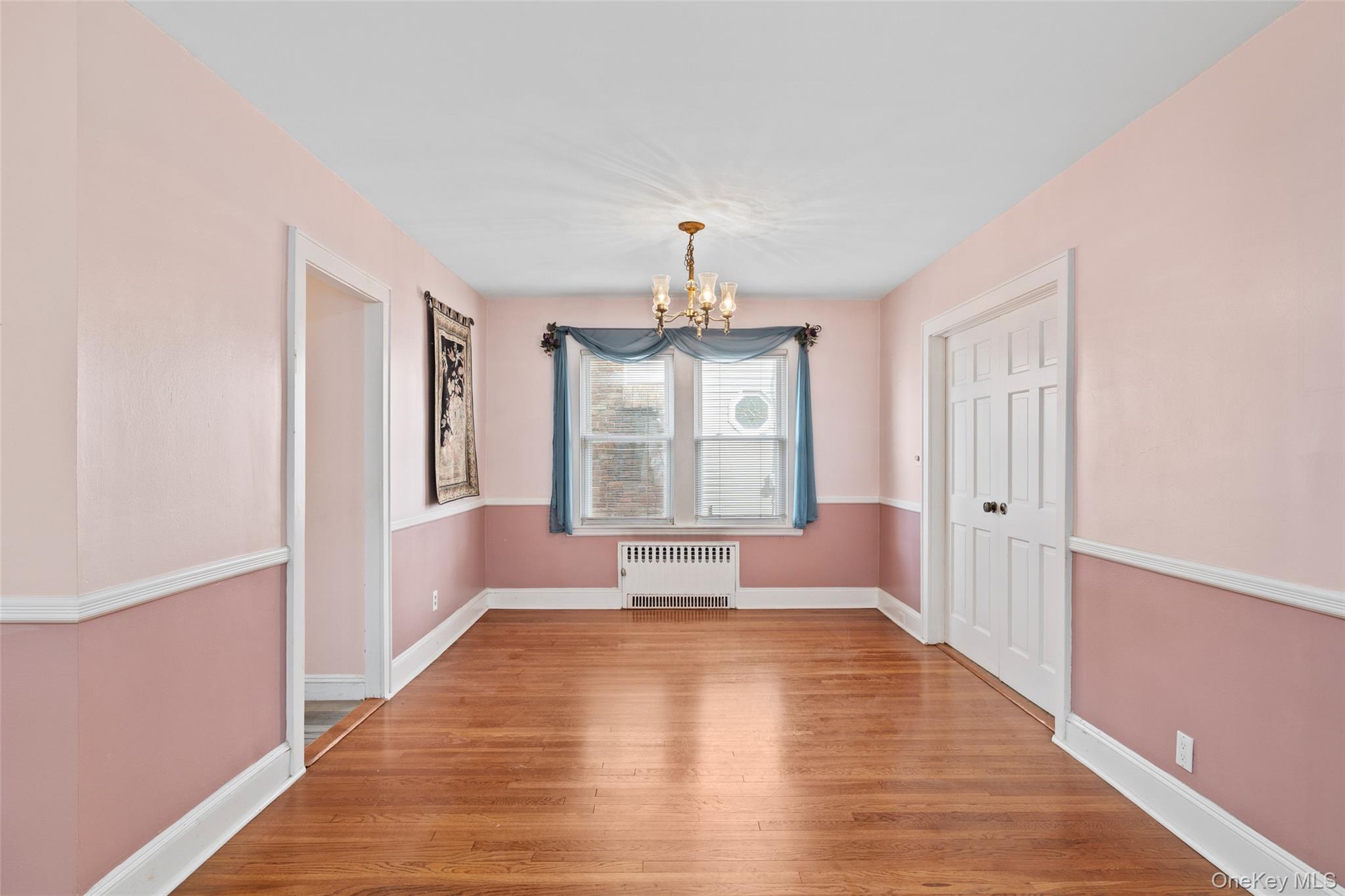 61 Dartmouth Street, Williston Park, NY 11596