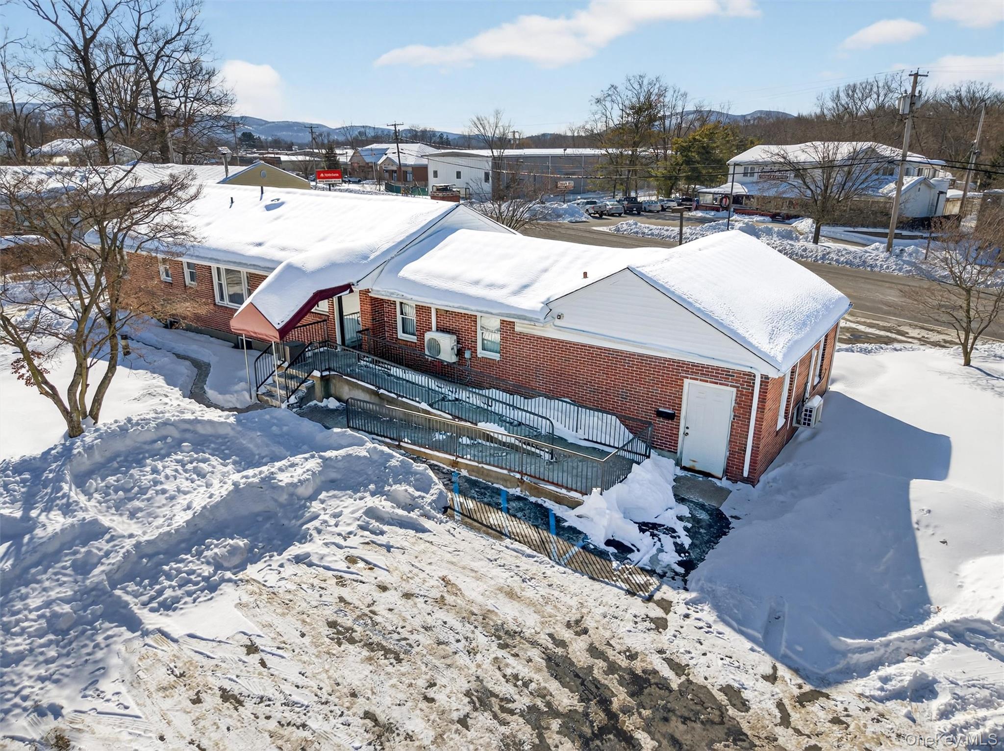 69 Old Temple Hill Road, New Windsor, NY 12553