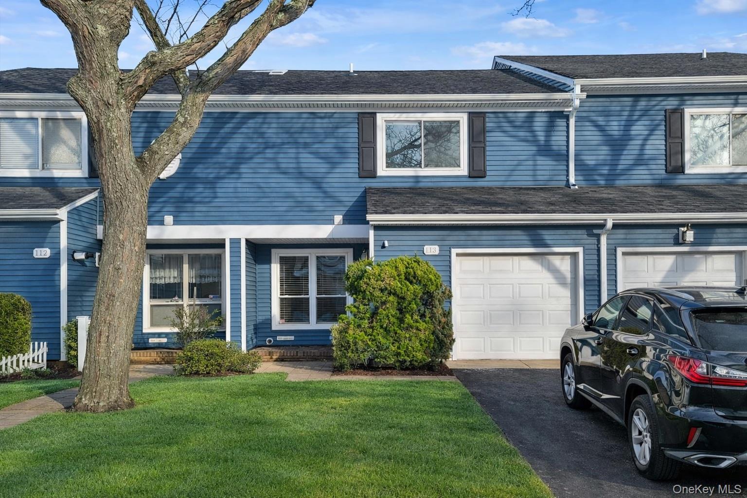 100 Baker Court # 113, Island Park, NY 11558