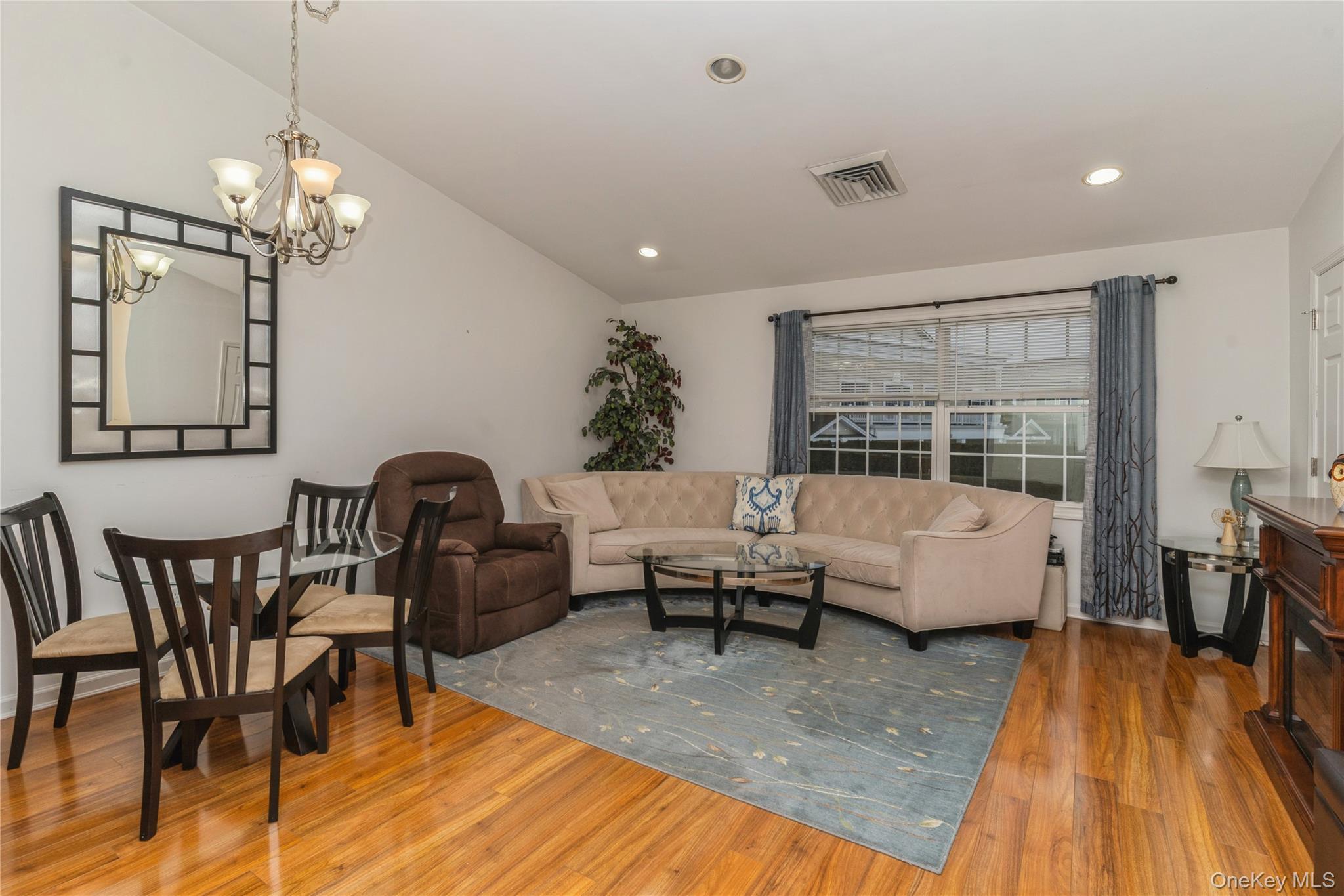 218 Willow Lane, Valley Stream, NY 11580