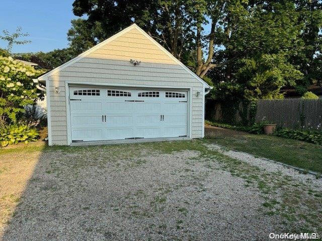 11 Valley Road, Bayville, NY 11709