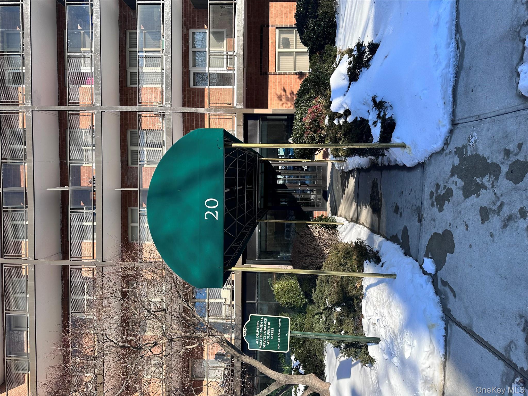 20 Wendell Street # 33B, Hempstead, NY 11550