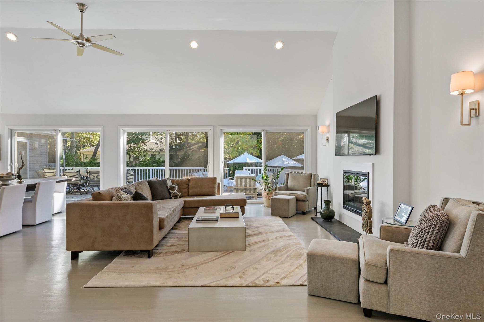 6 Bridle Path, Westhampton Beach, NY 11978