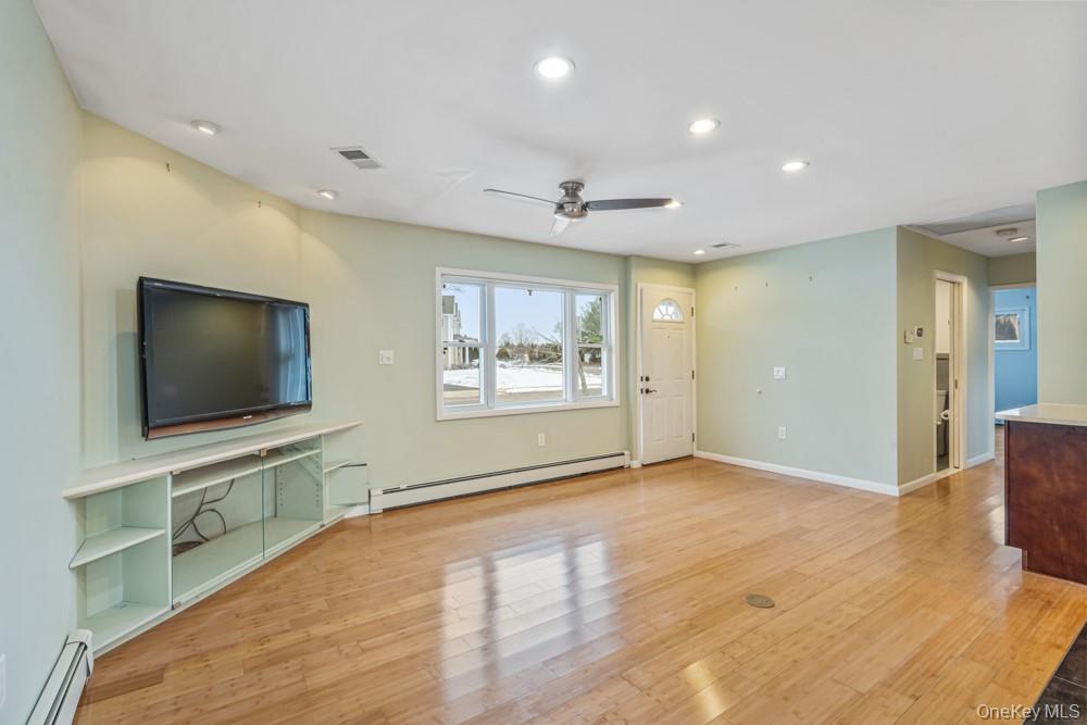 1 Virginia Road, Syosset, NY 11791