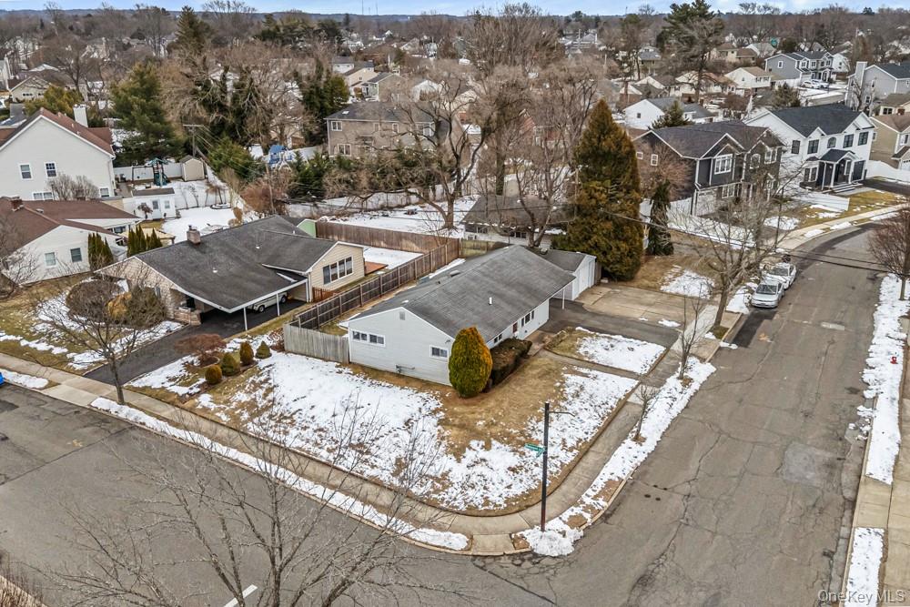 1 Virginia Road, Syosset, NY 11791