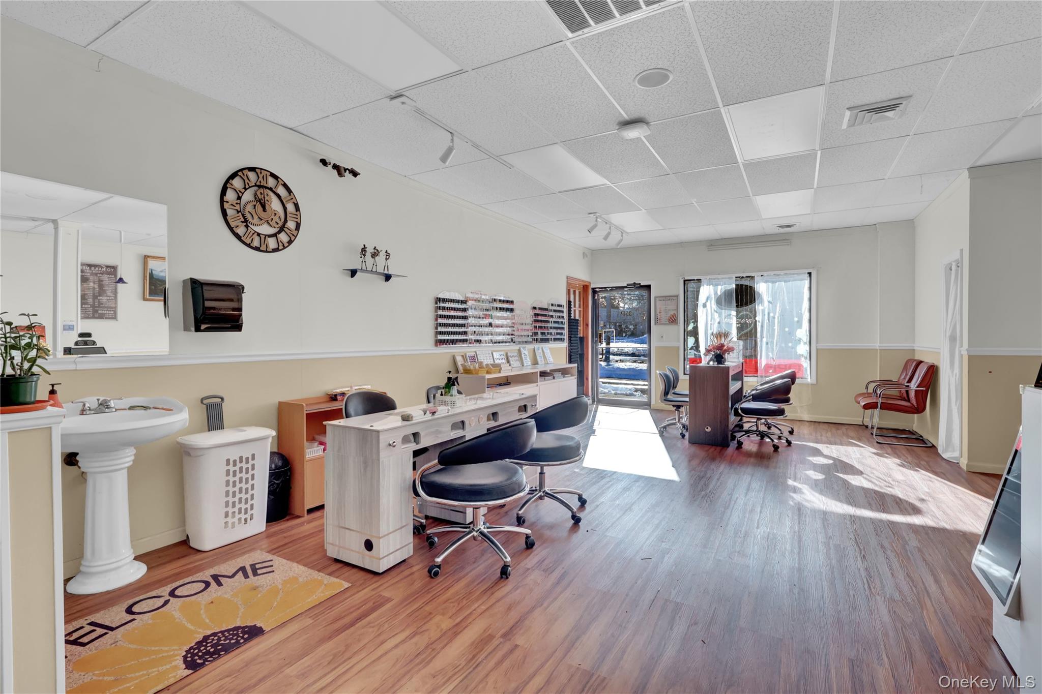 35 Middle Country Rd # P, Middle Island, NY 11727