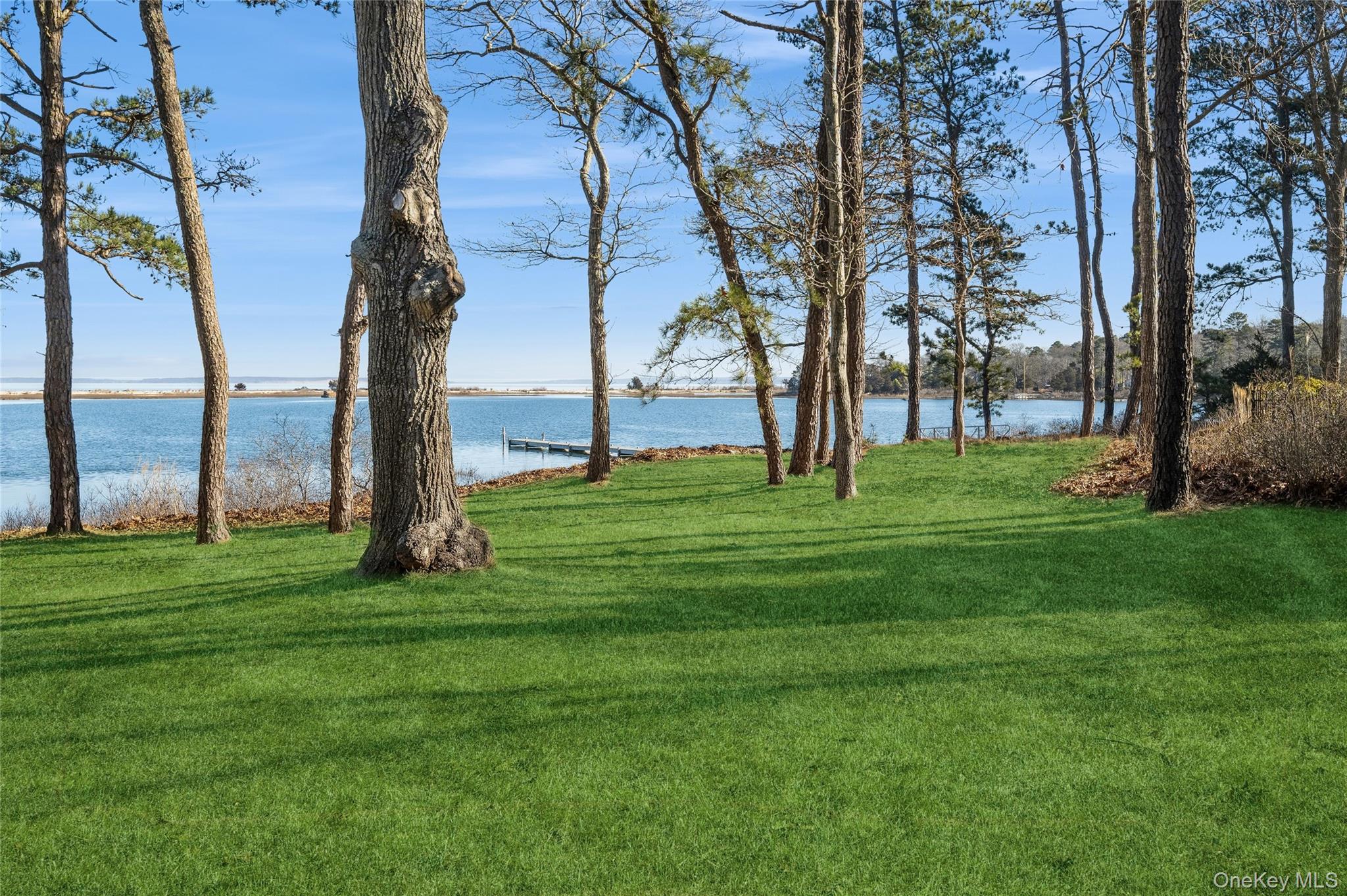 8 Duckwood Lane, Hampton Bays, NY 11946