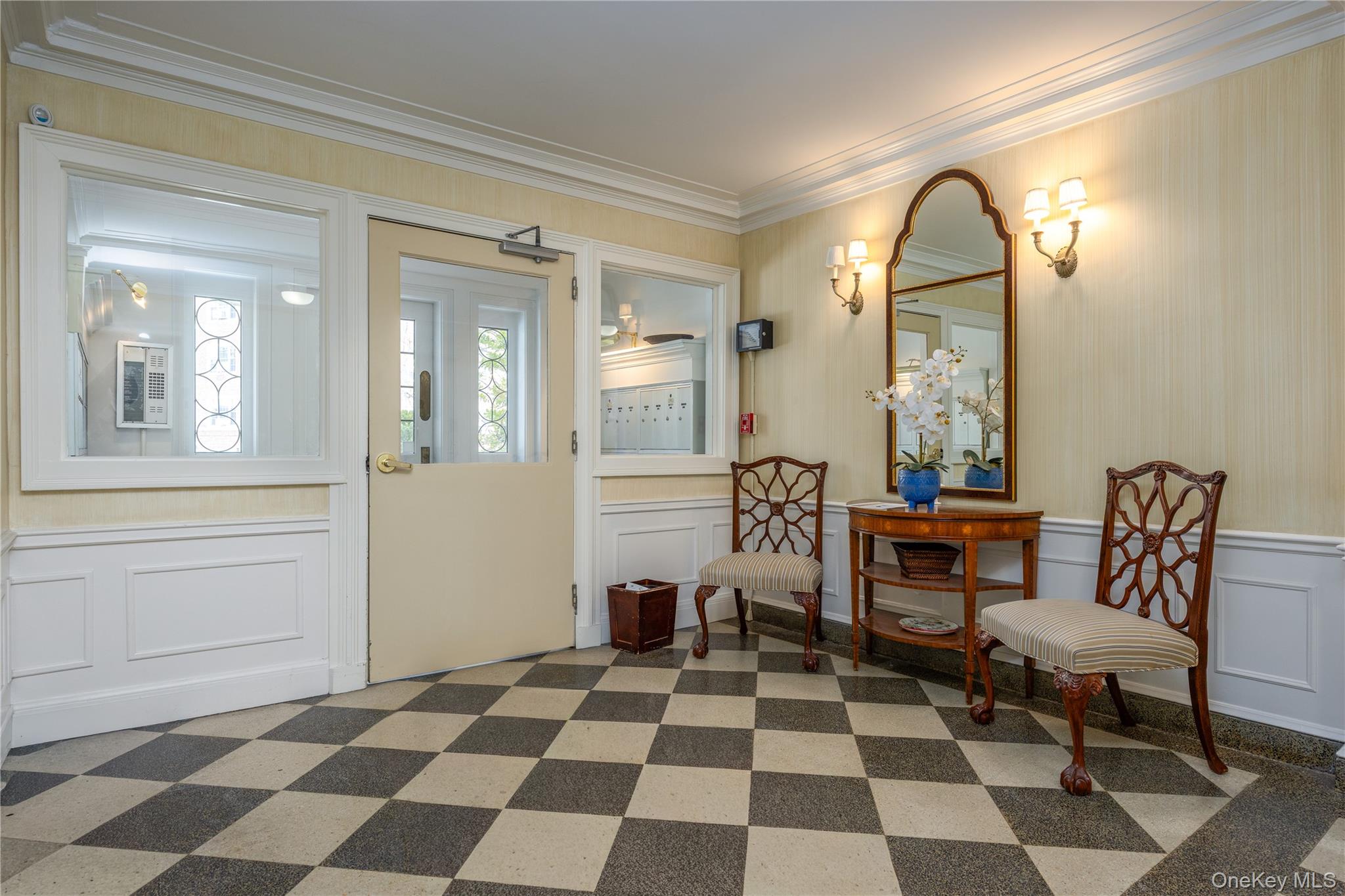 5 Midland Gardens # 2K, Bronxville, NY 10708