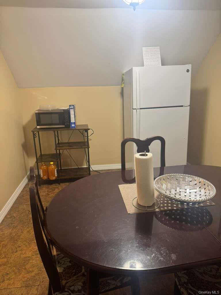 108 Roberta Street # 2, Valley Stream, NY 11580