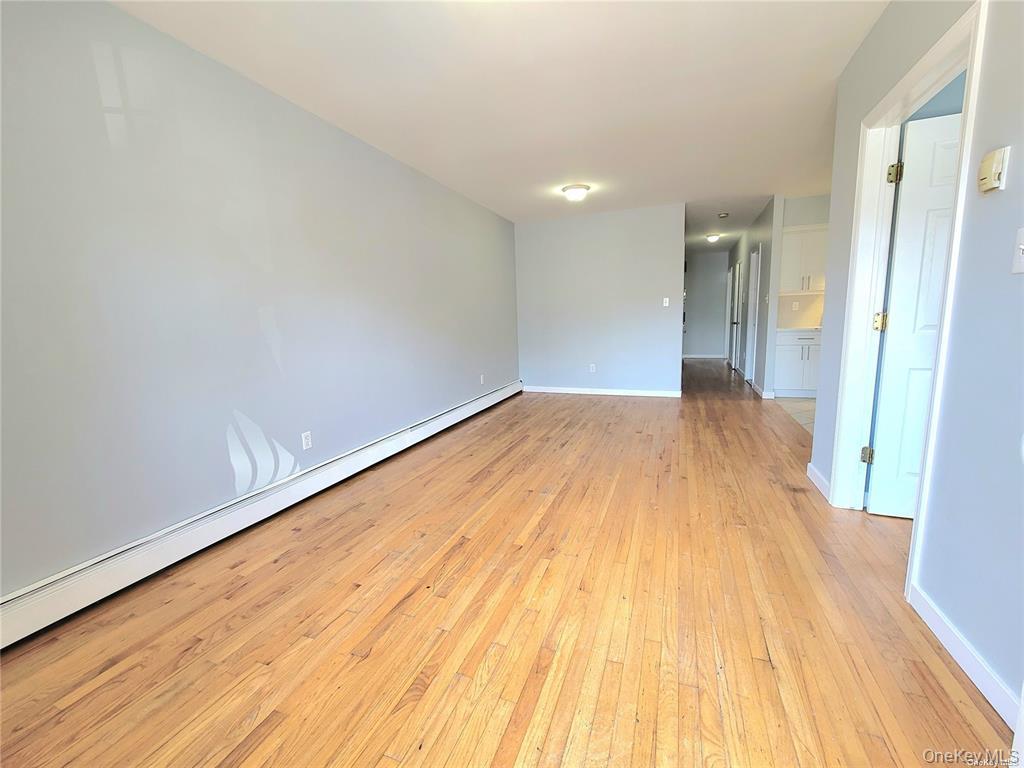 6027 78th Avenue, Glendale, NY 11385