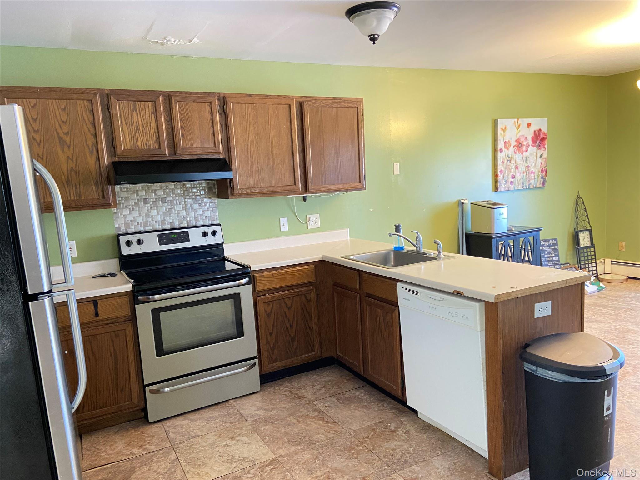 38 Edmunds Lane # A, Pine Bush, NY 12566