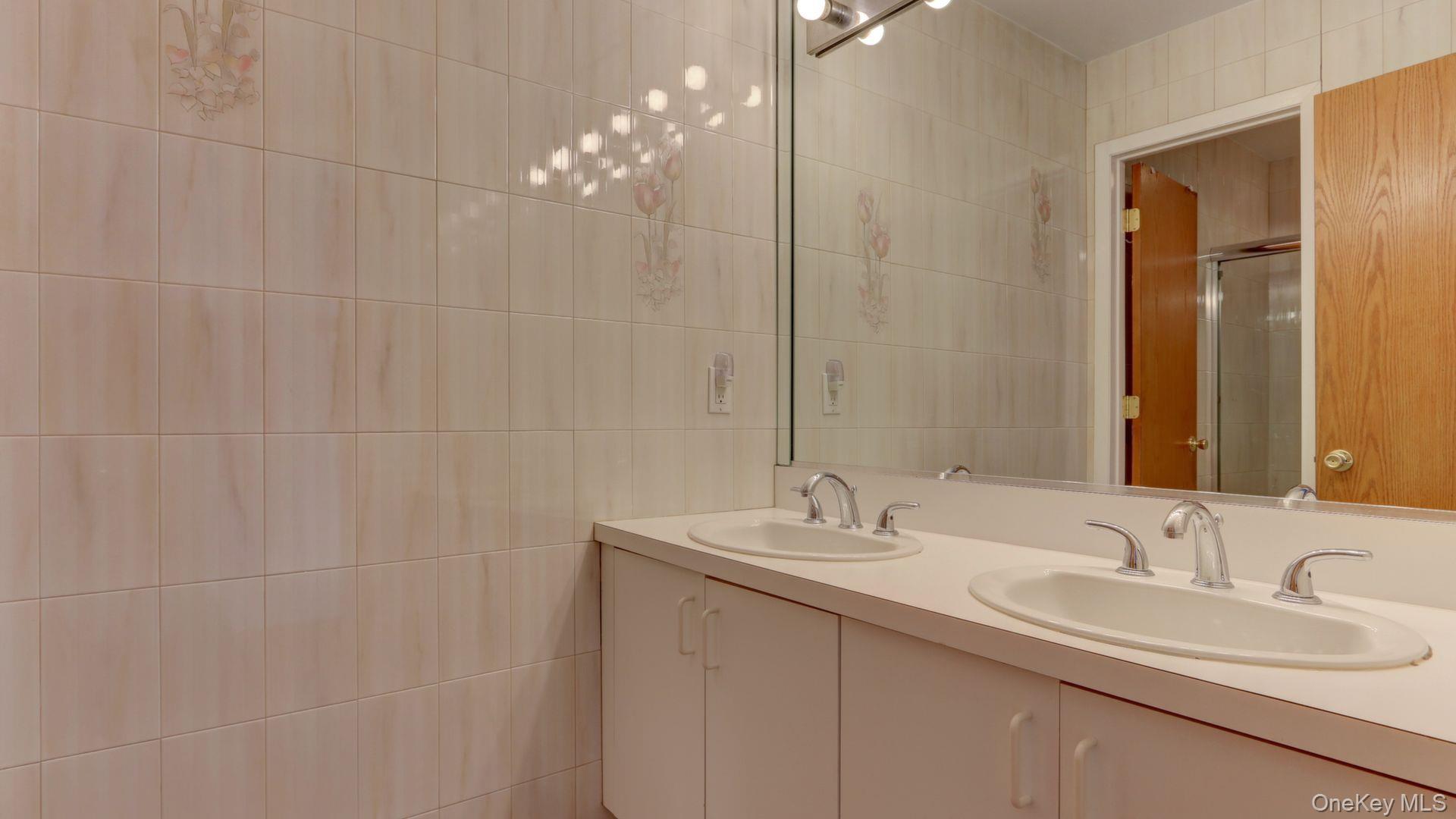 3 Oceanview Court, Long Beach, NY 11561