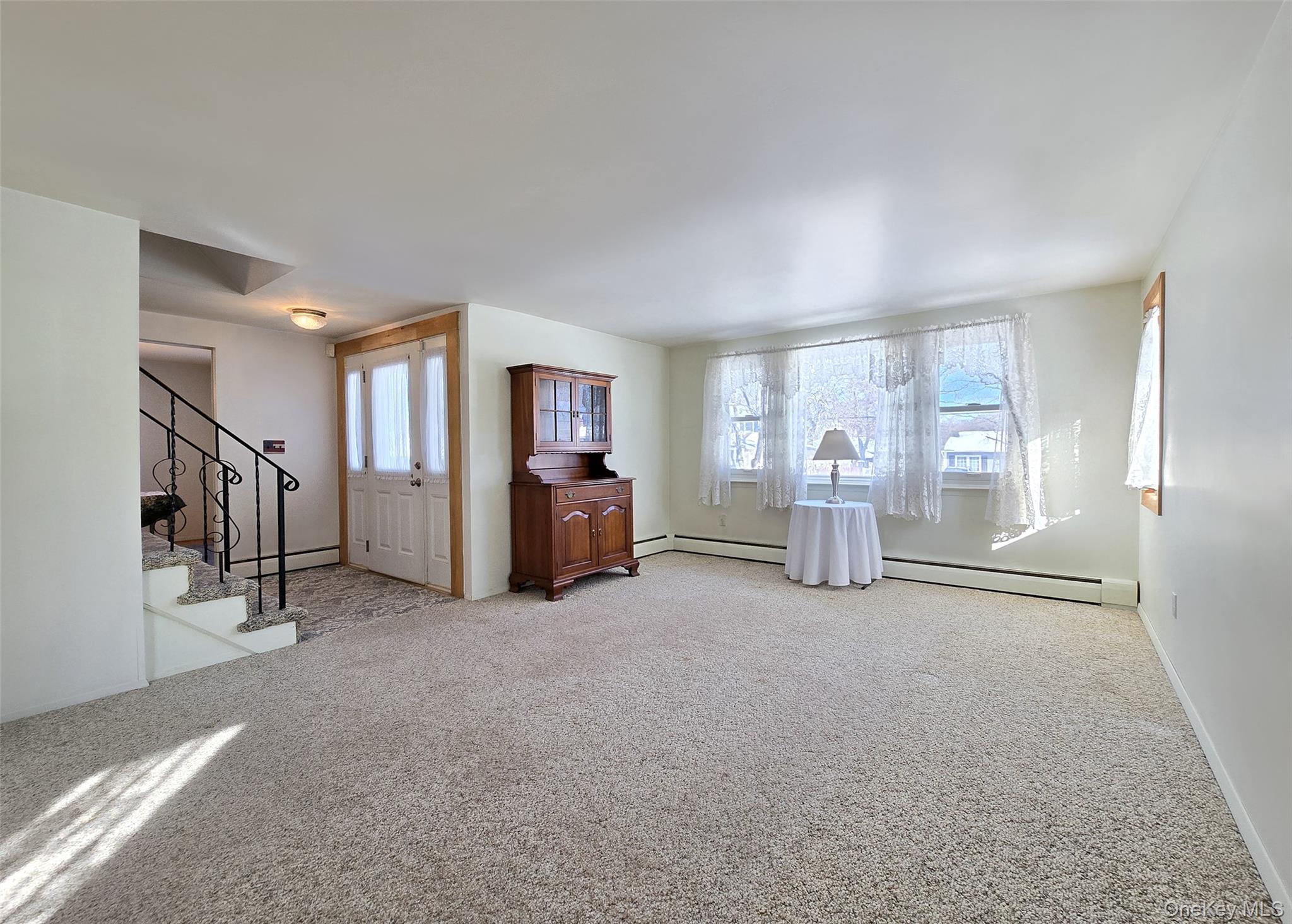 12 Galaxie Lane, Selden, NY 11784