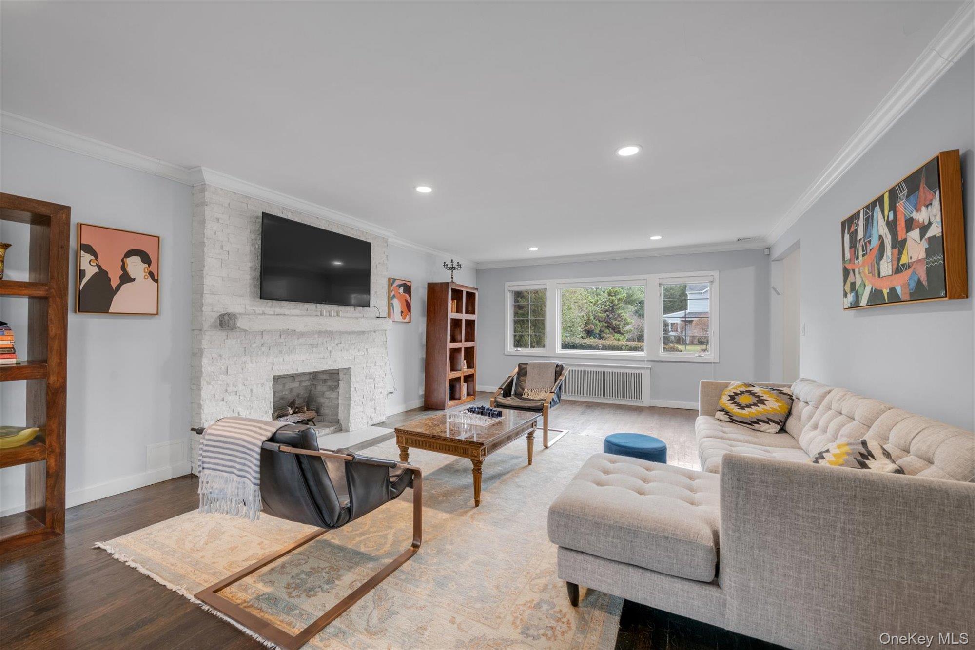 1357 Boxwood Drive E, Hewlett Harbor, NY 11557