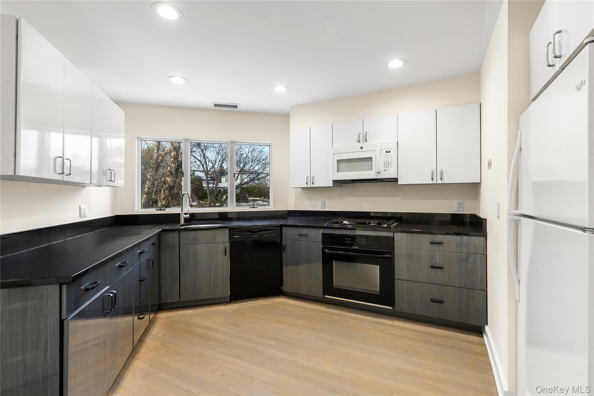 301 S Ridge Street # 2, Rye Brook, NY 10573