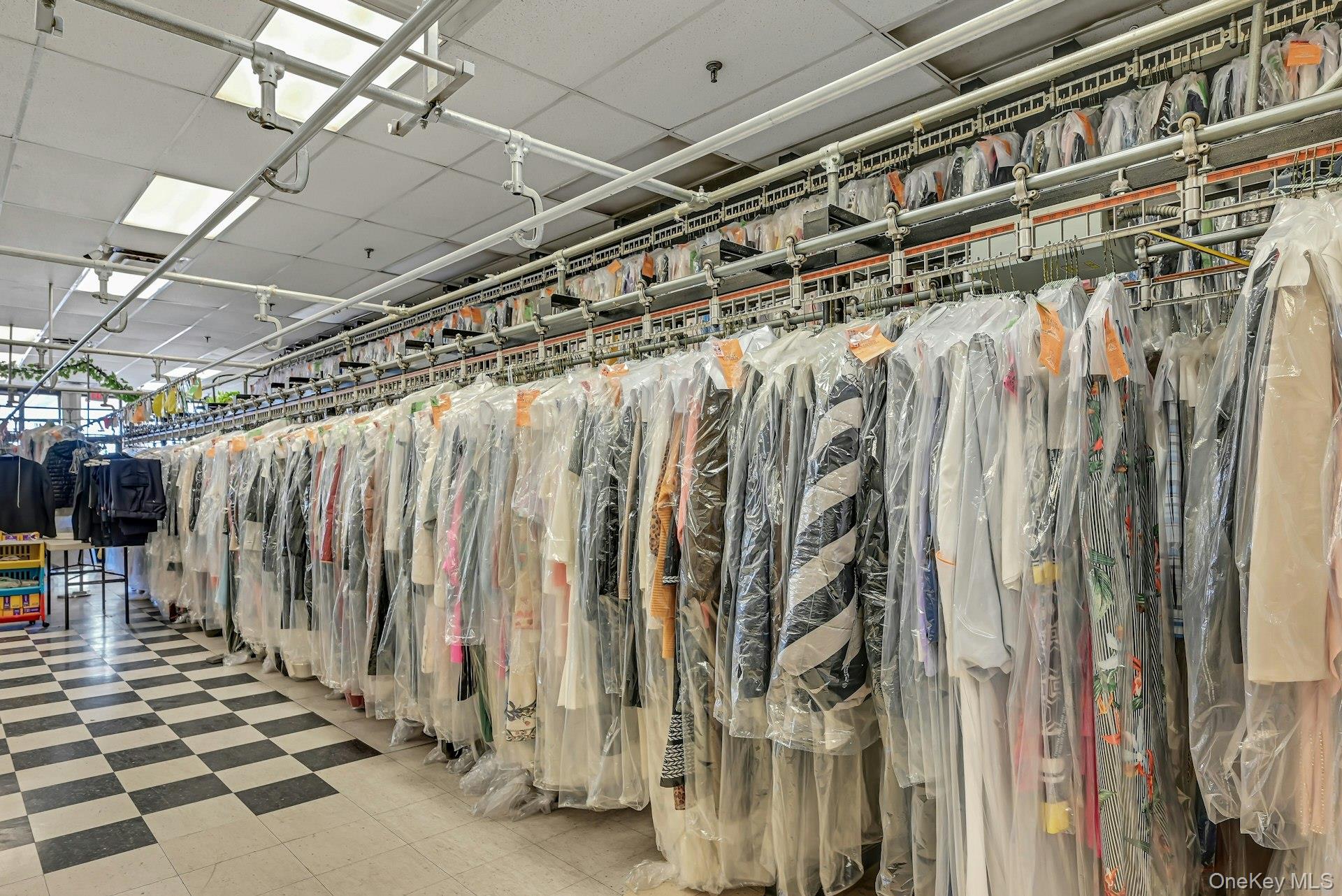 Spring Valley, NY 10977