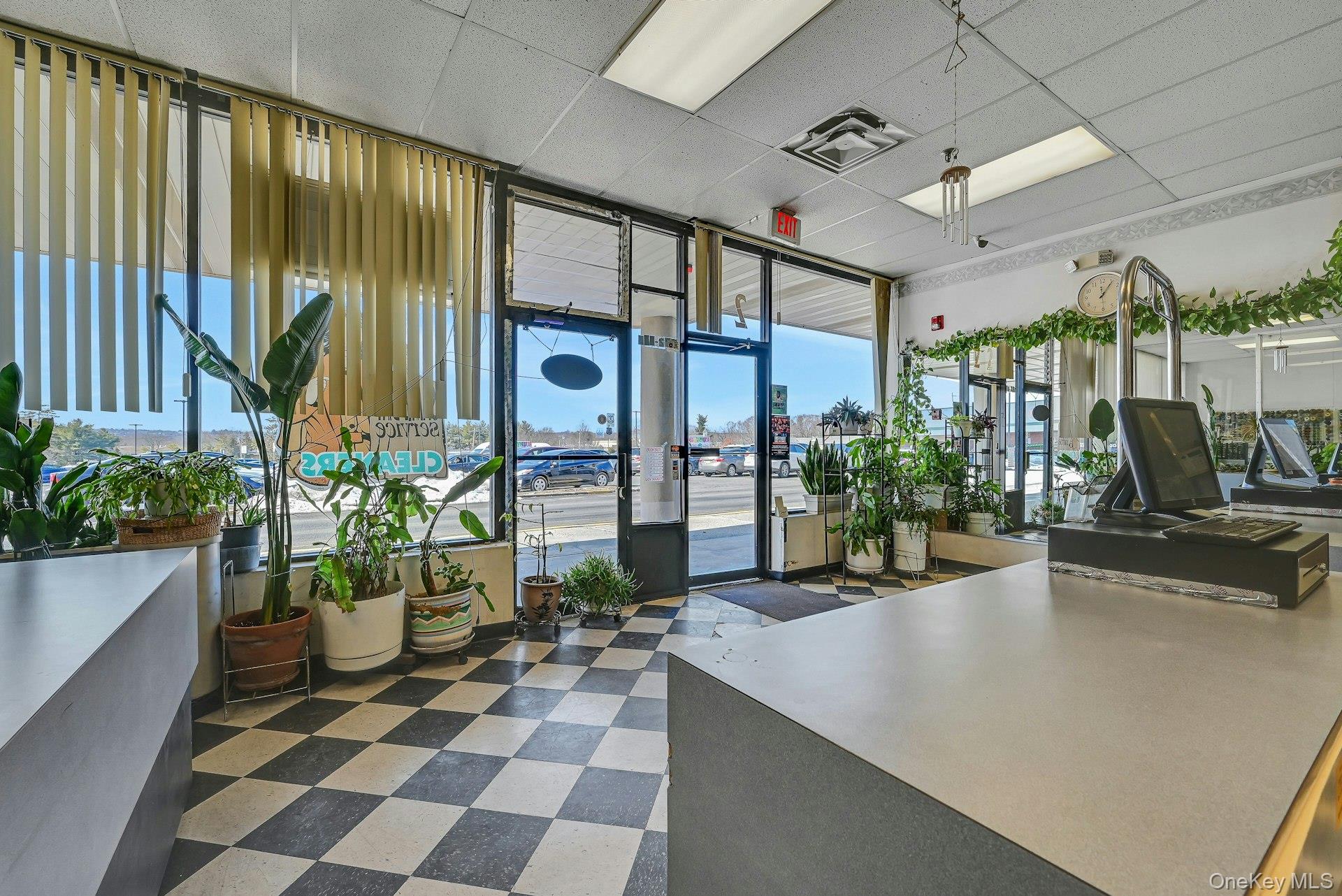 Spring Valley, NY 10977