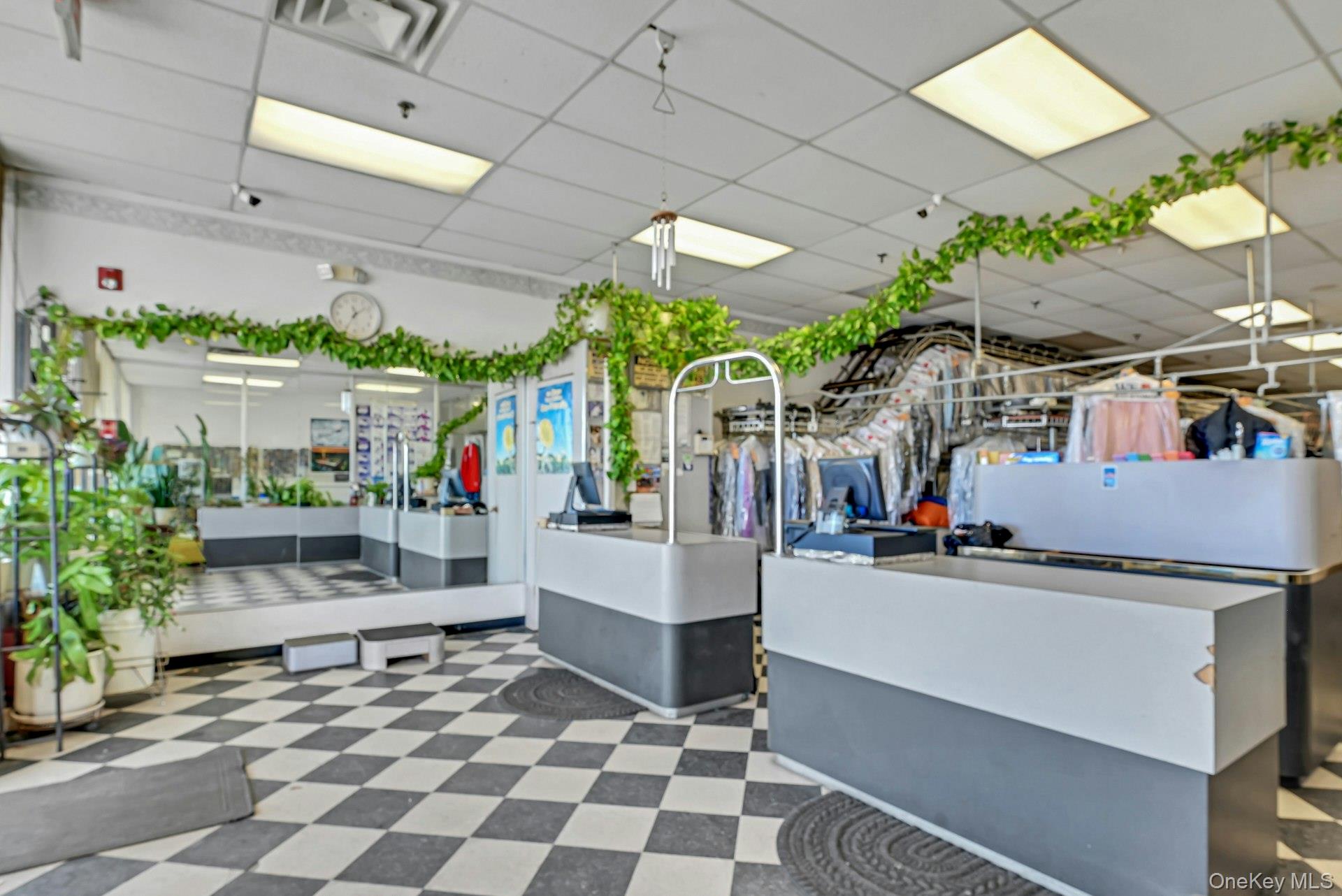 Spring Valley, NY 10977