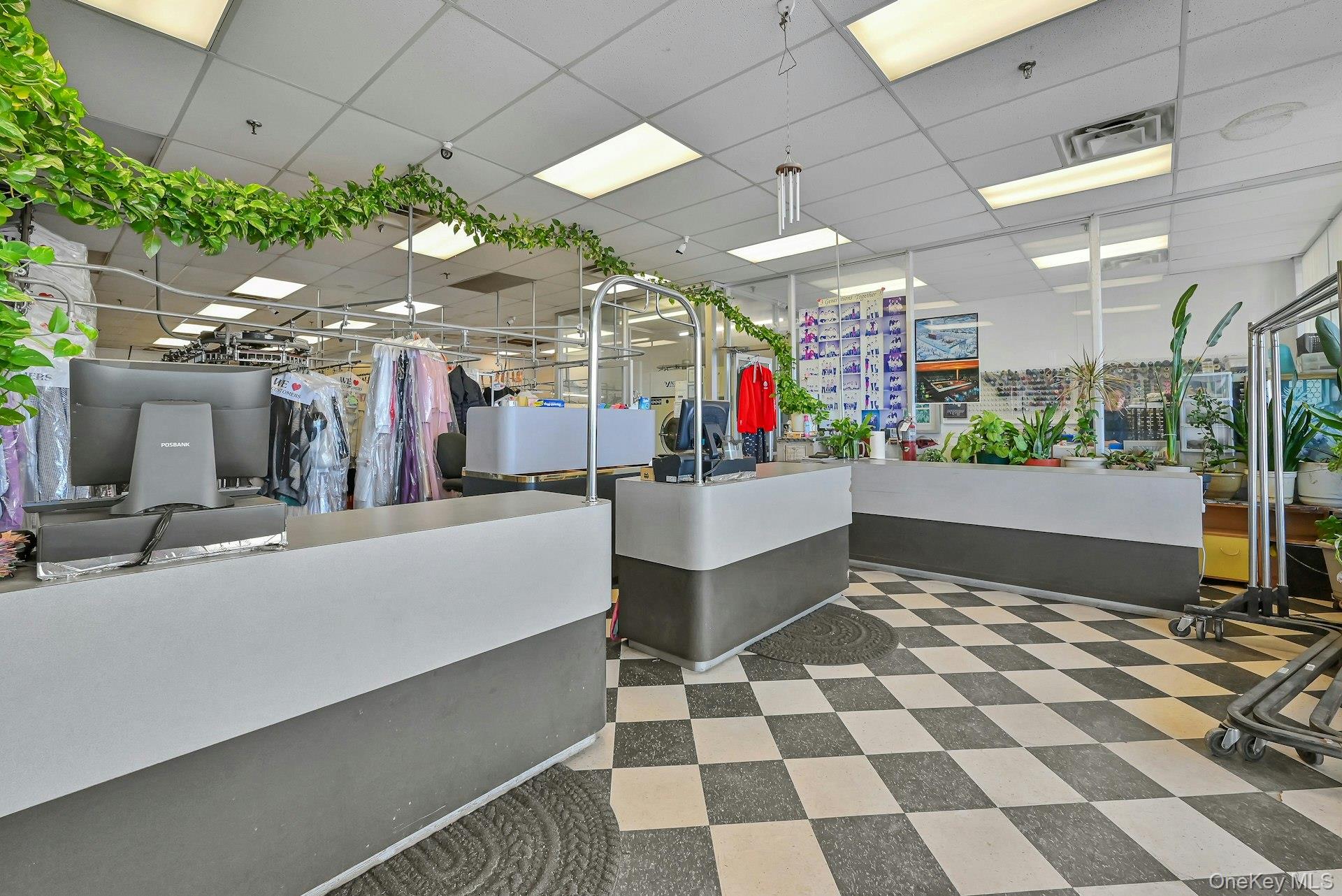 Spring Valley, NY 10977