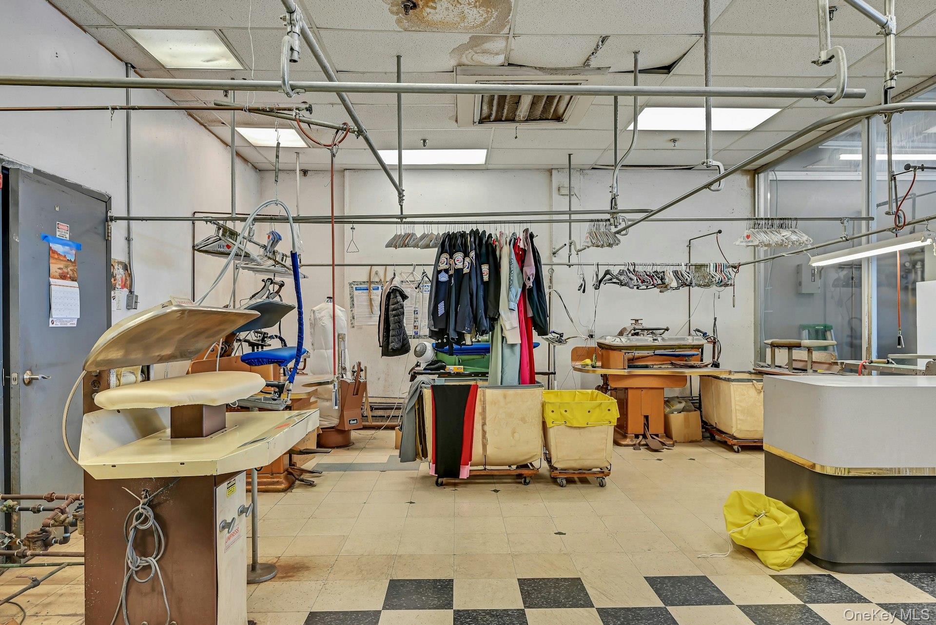 Spring Valley, NY 10977